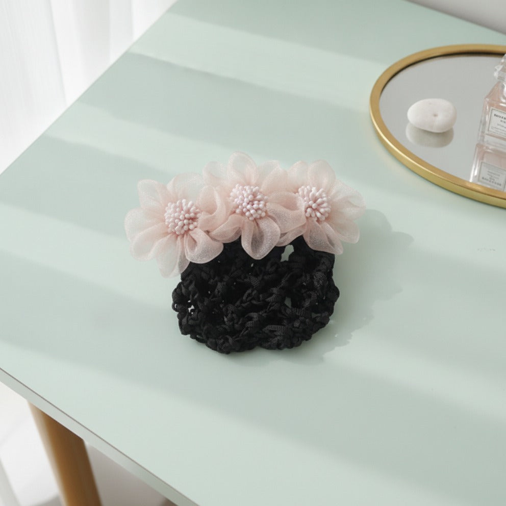 Flower Cluster Hair Claw - Light Pink