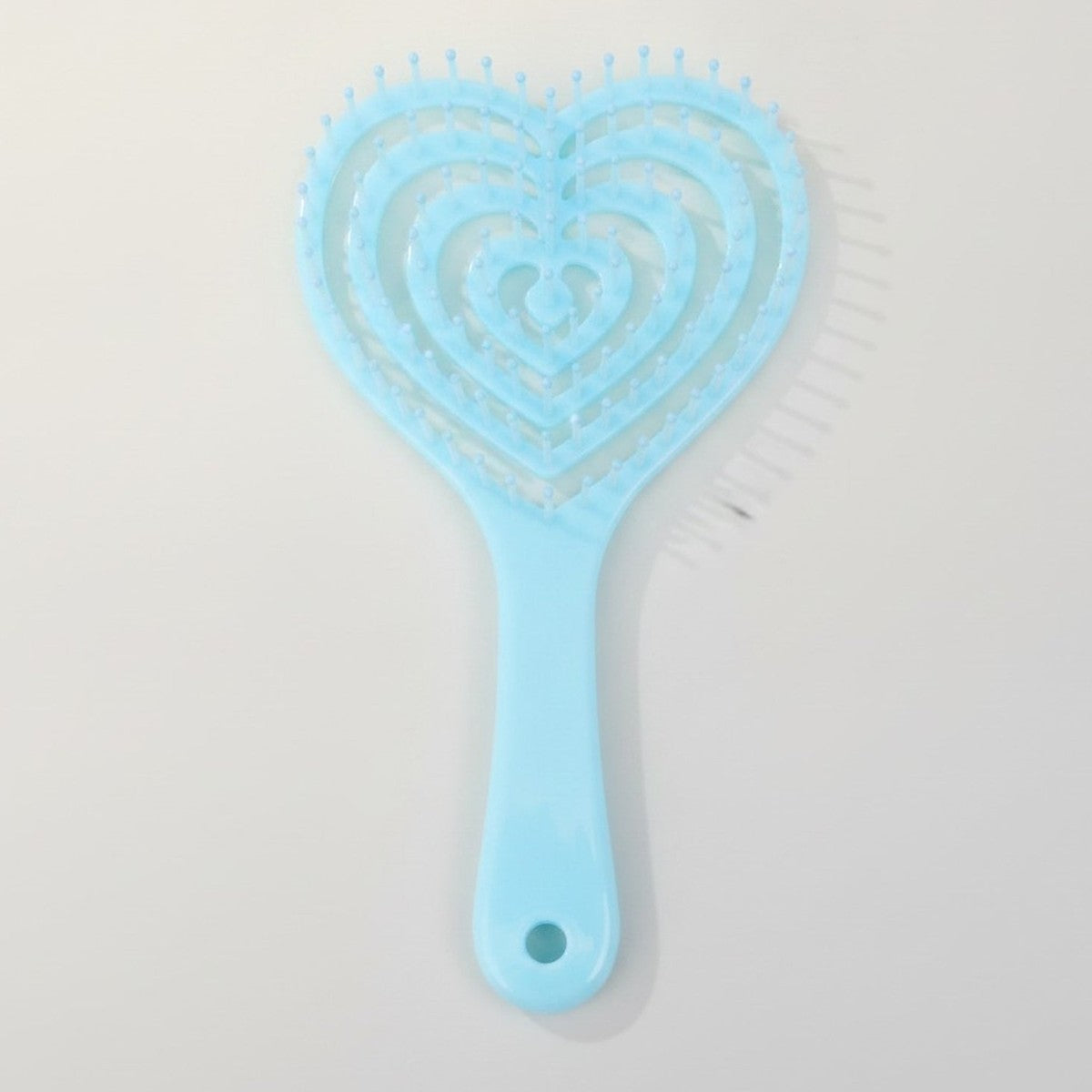 Heart Shaped Flexible Hair Detangling Brush – Korean beauty tool (view 1)