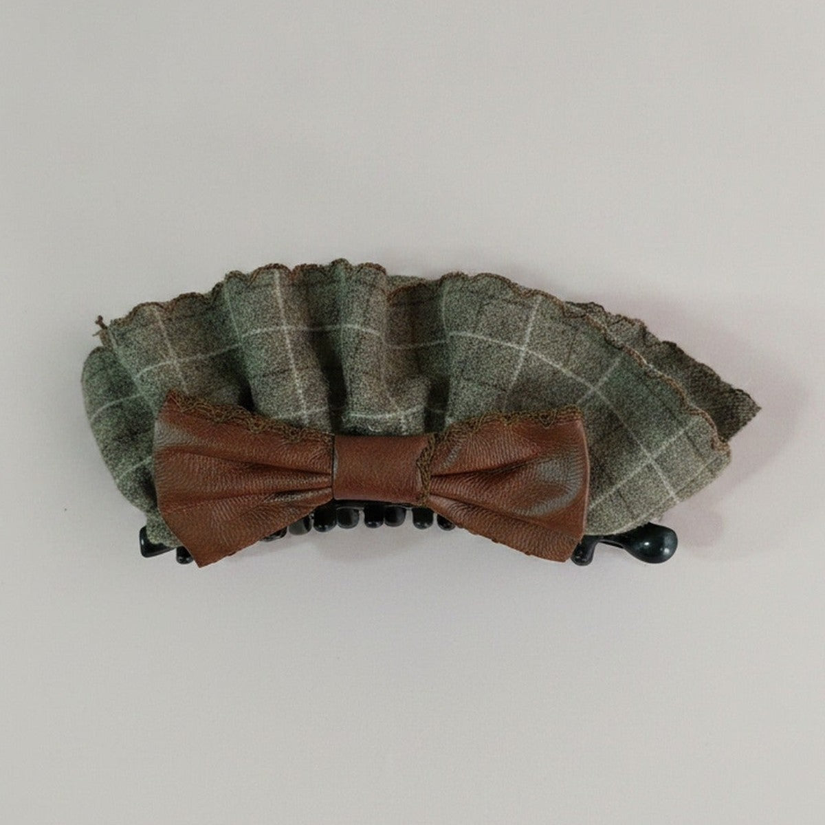 Green Plaid Wool Hair Claw With Brown Bow – hair accessories (view 1)