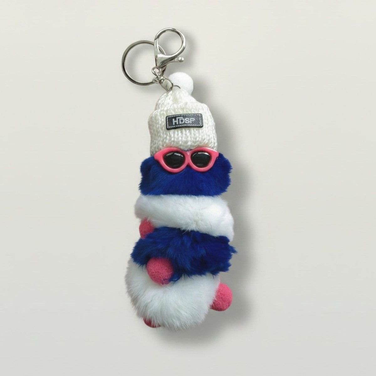 Fluffy Fur Character Keychain – bags & wallets (view 1)