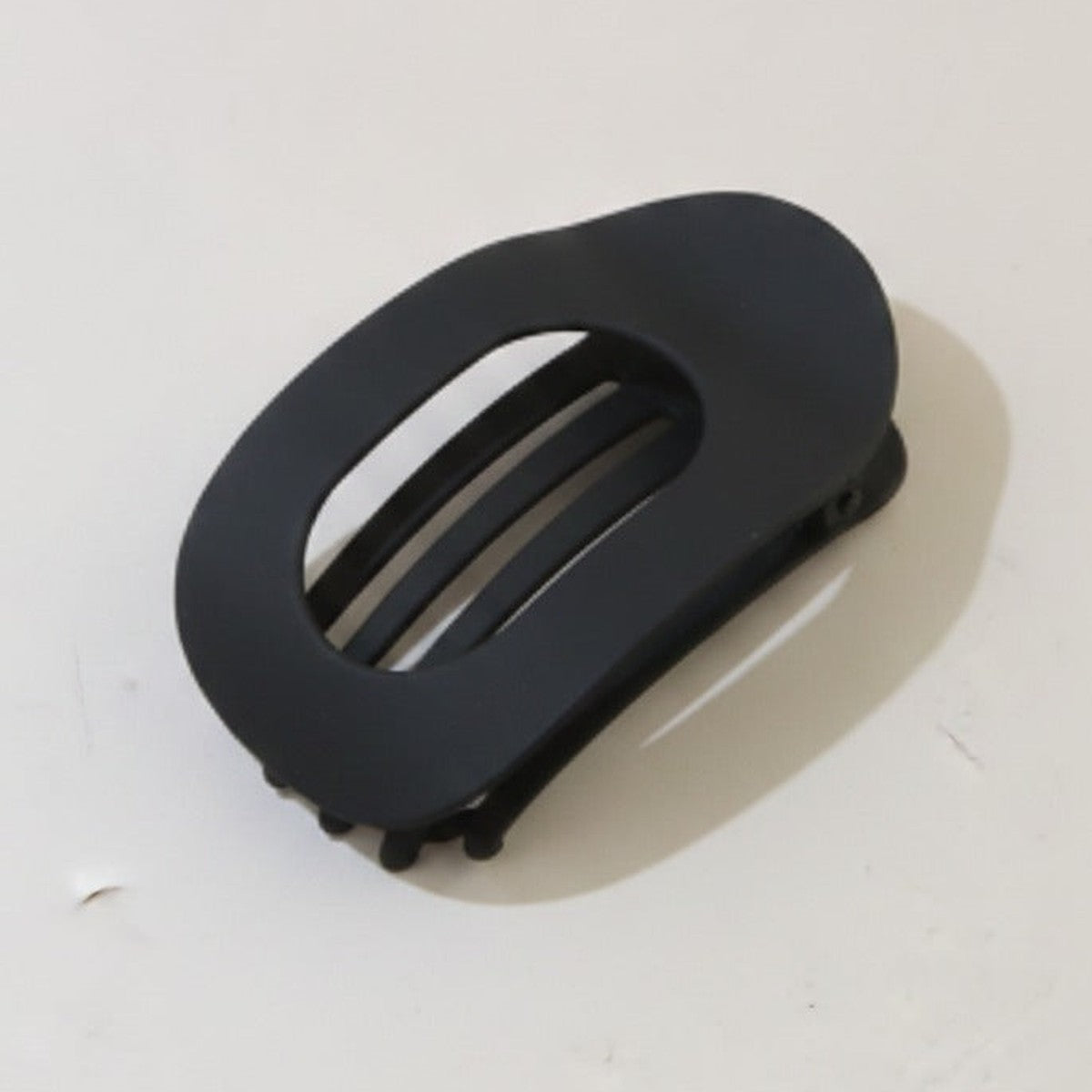 Oval Matte Hair Claw Clip - Matte Black