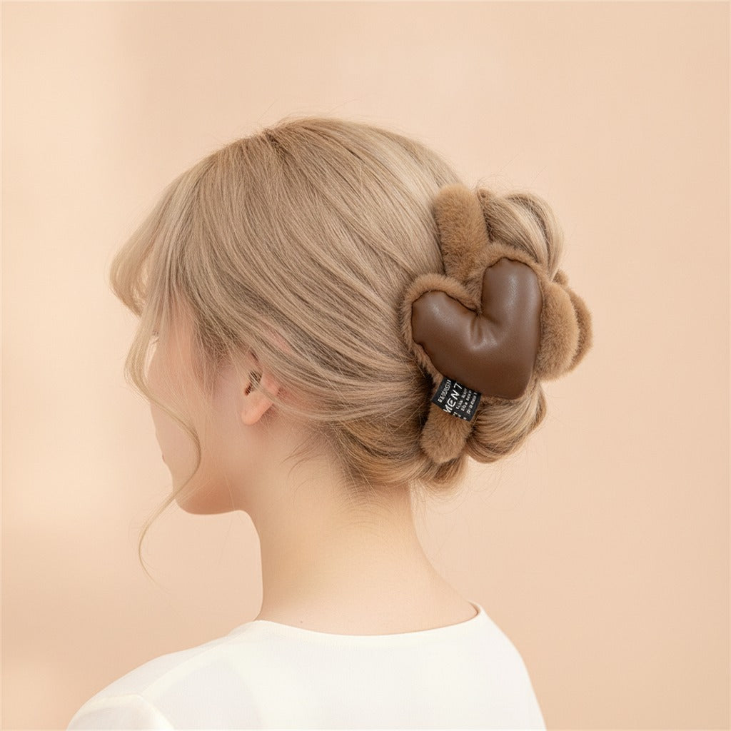 Fuzzy Heart Hair Claw - Coffee