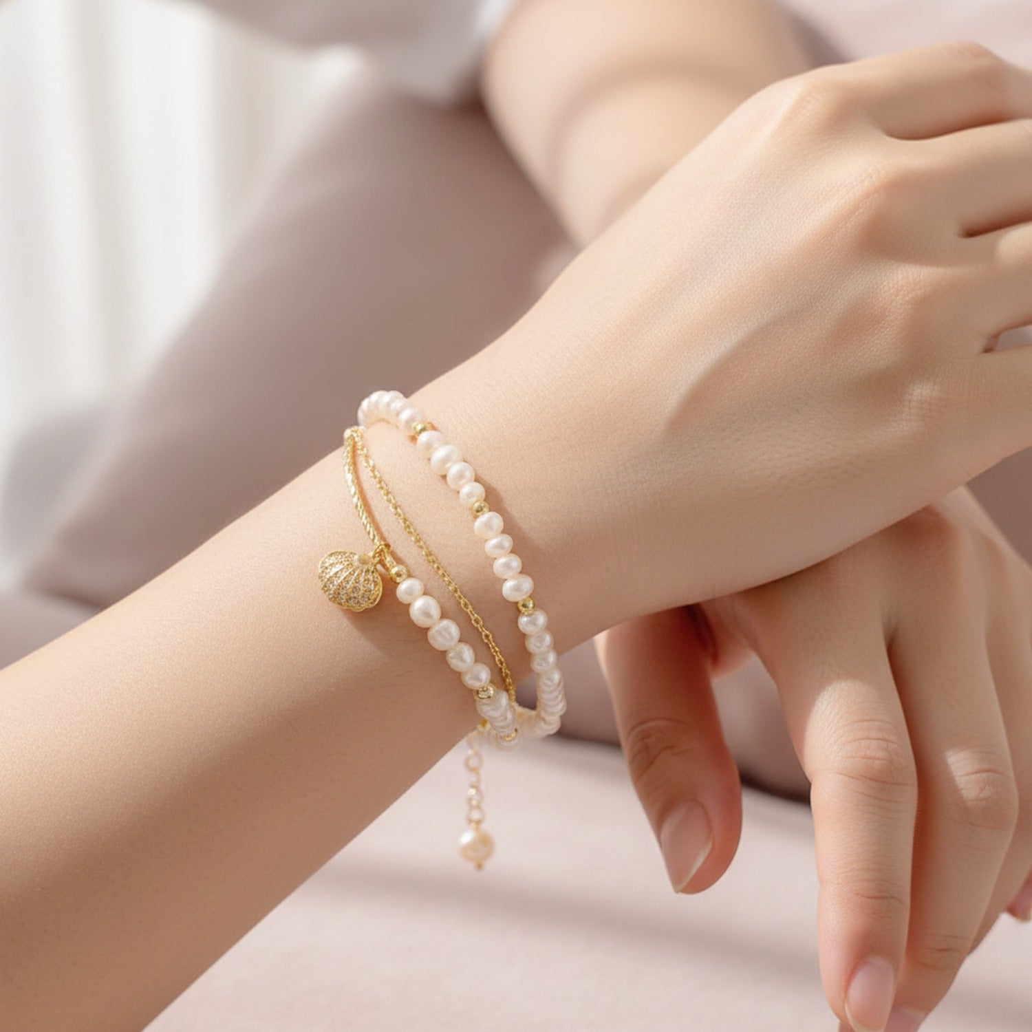 Pearl Beaded Bracelet With Gold Shell Charm