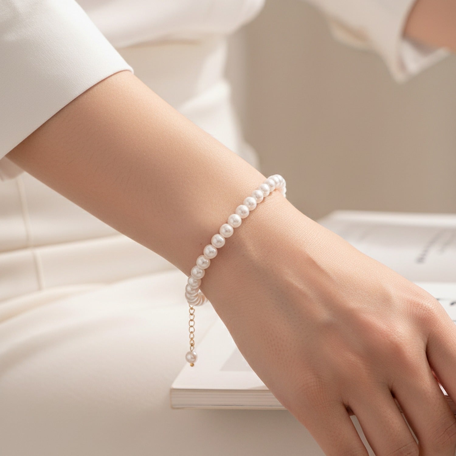 Pearl Beaded Gold Chain Bracelet