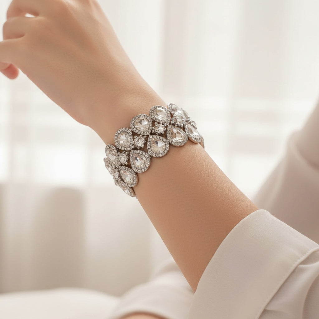 Rhinestone Teardrop Crystal Stretch Bracelet Silver