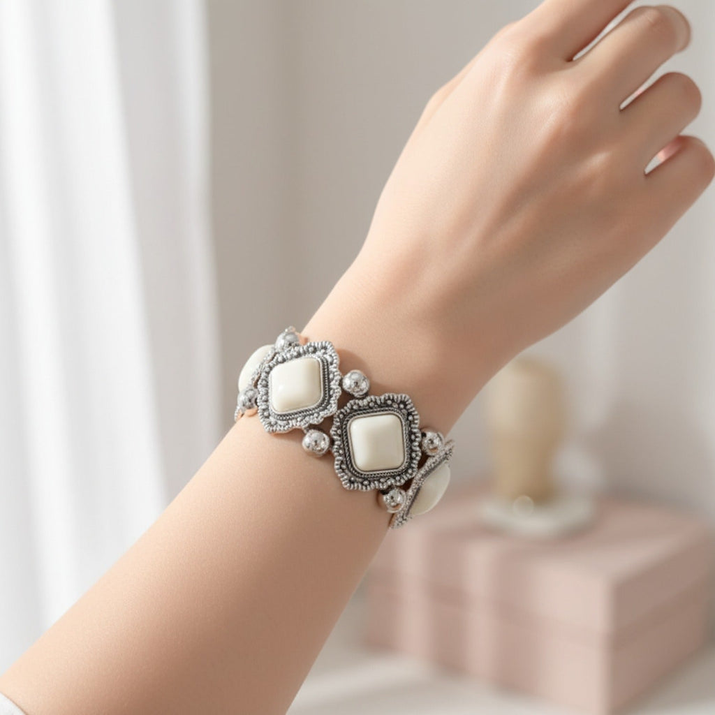 Stone Beaded Statement Bracelet - Bracelet White – jewelry (view 2)