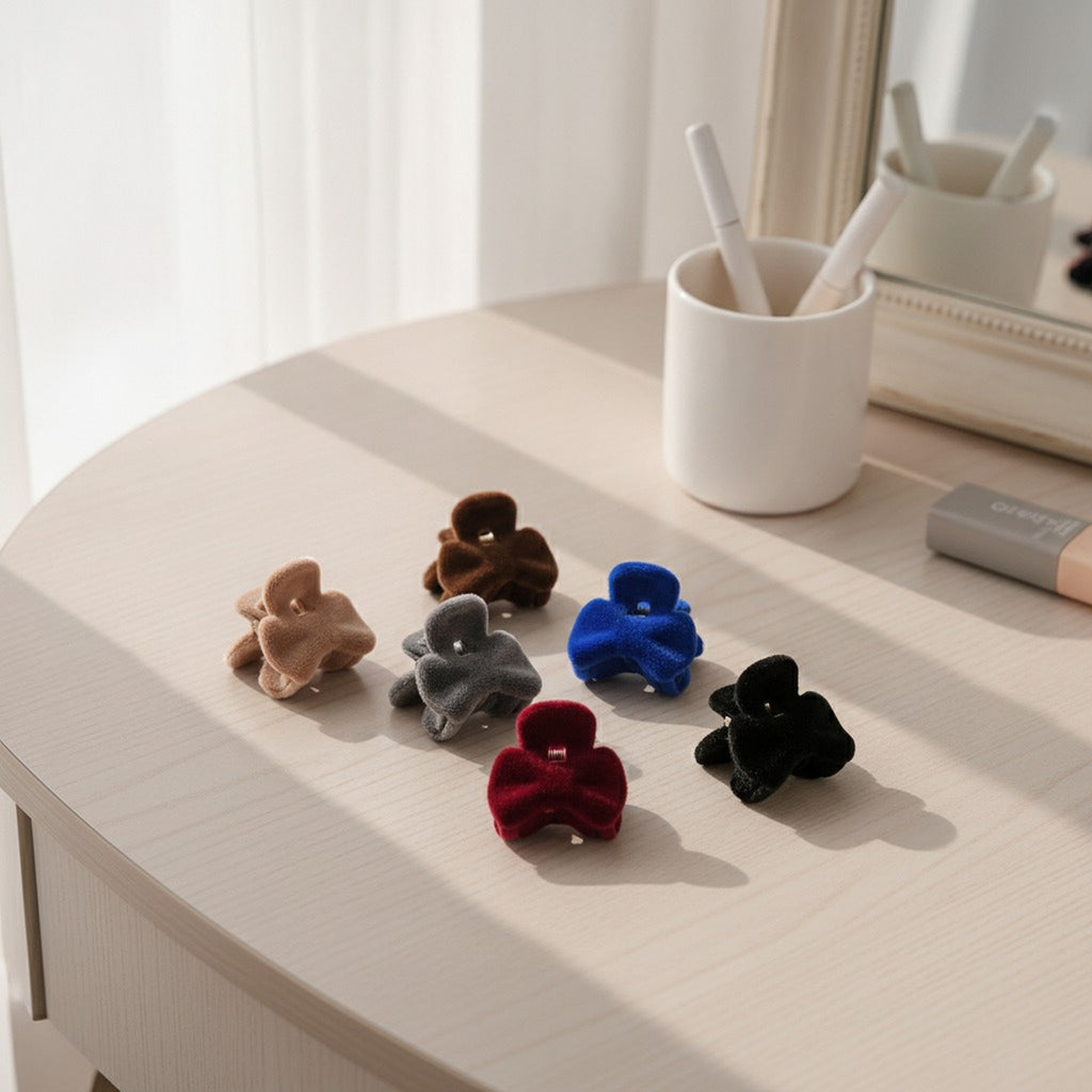 Fuzzy Bear Claw Hair Clip Set - Tan – hair accessories (view 2)
