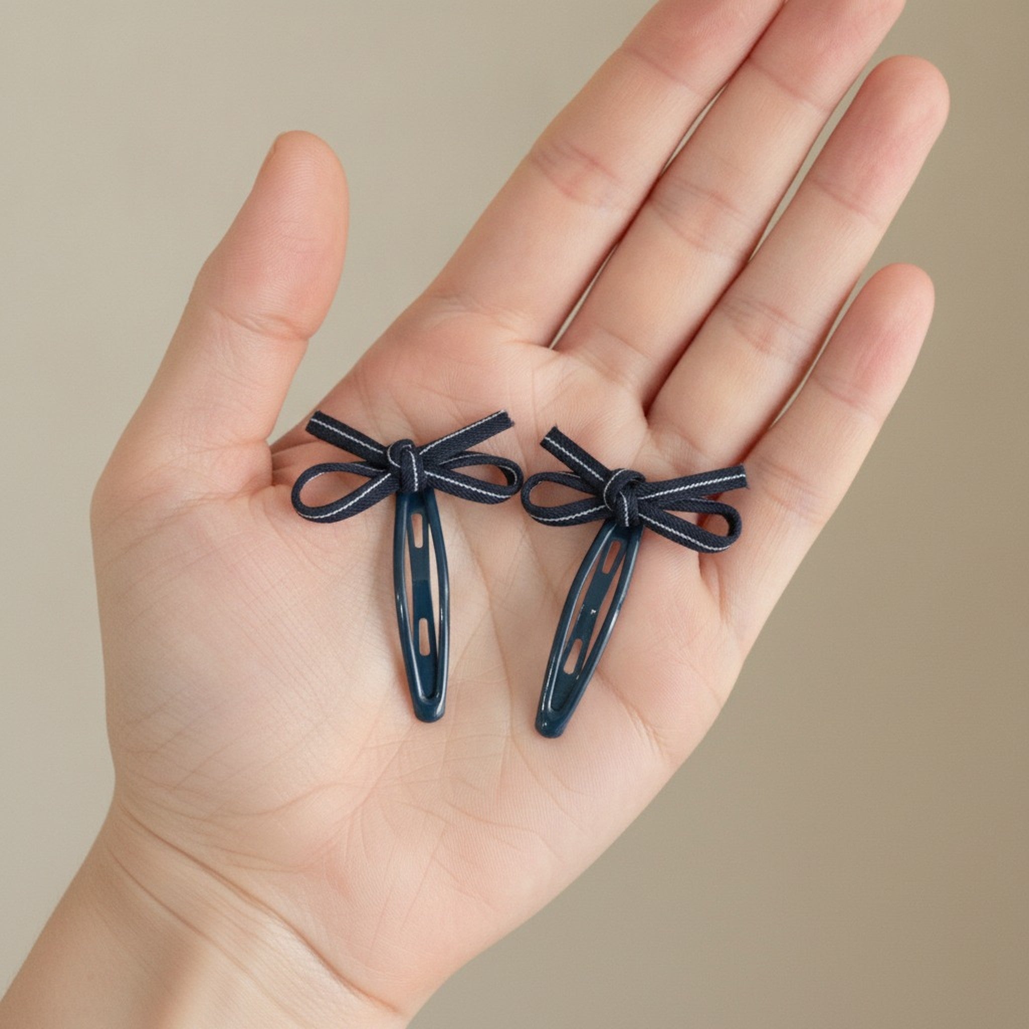 Striped Bow Snap Hair Clips – hair accessories (view 3)