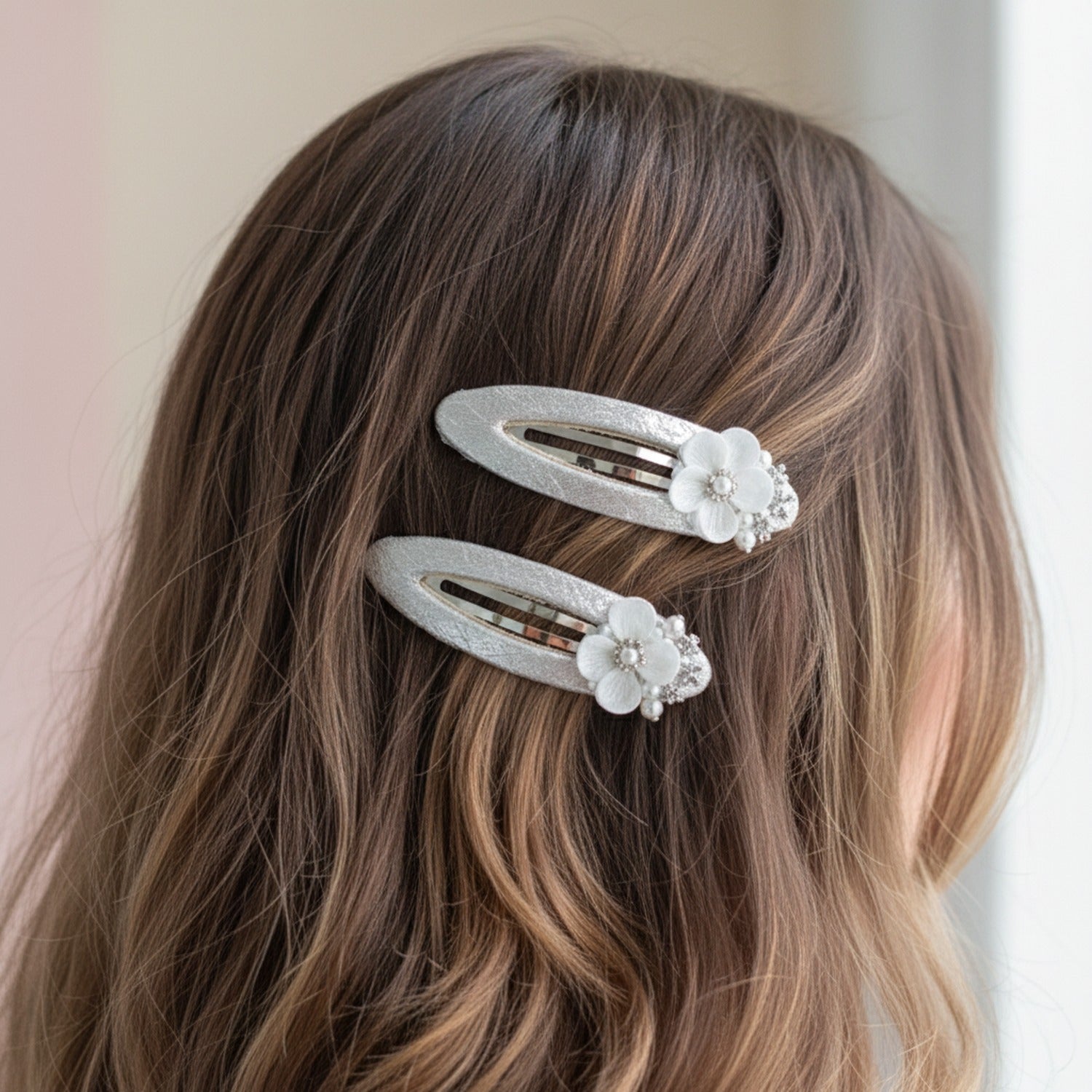 Silver Mesh Hair Clips With Pearl Flower Detail