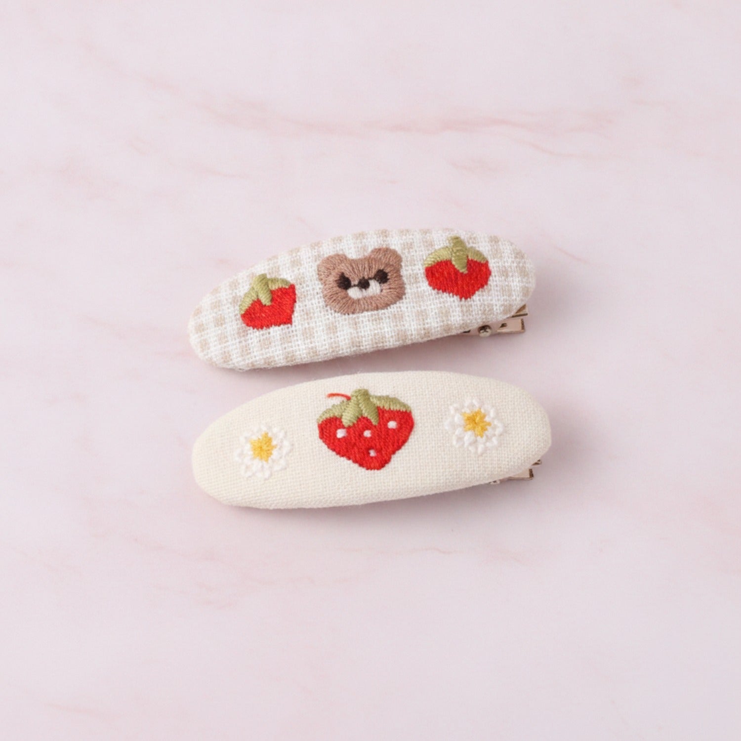 Embroidered Oval Hair Clip Duo - Cream Berry