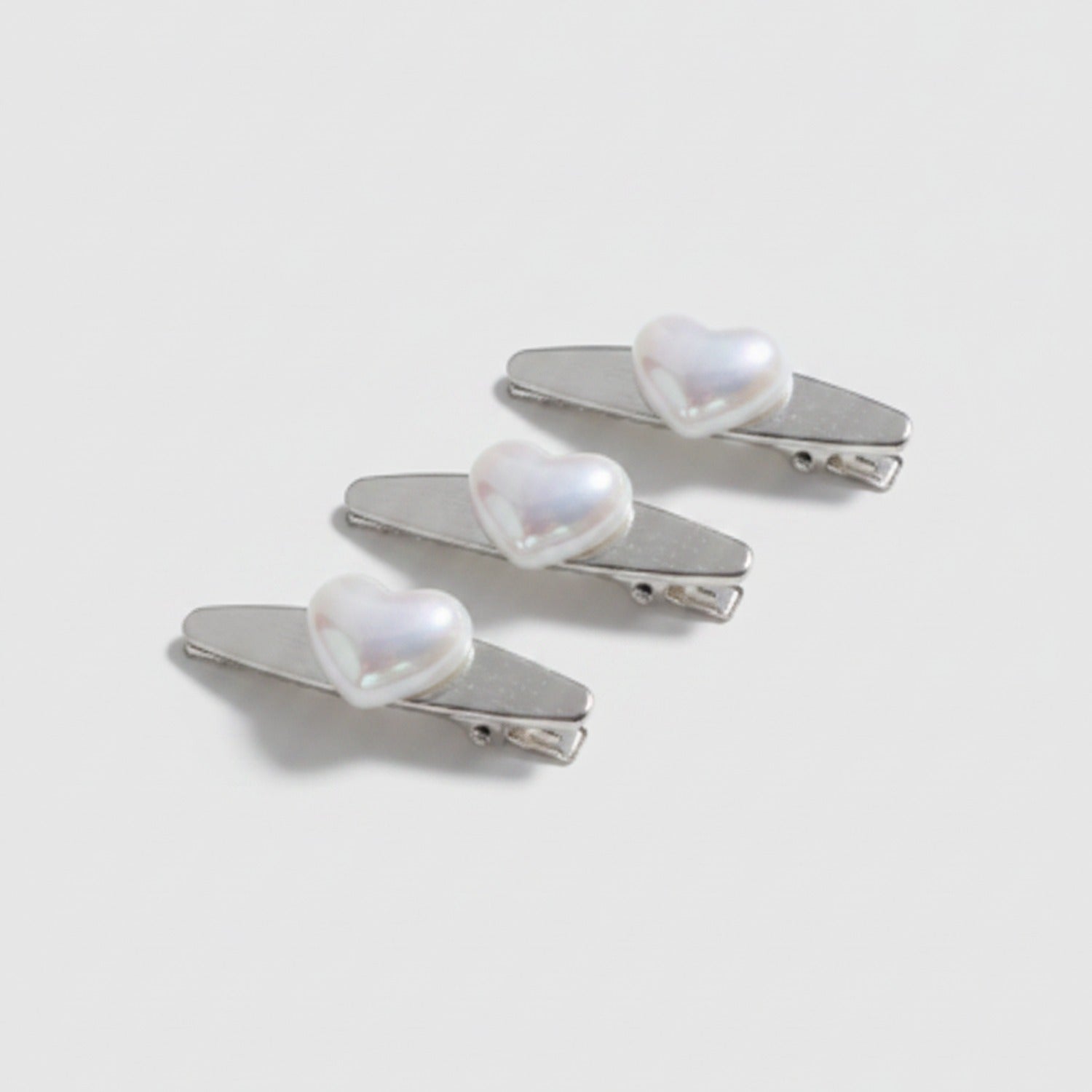 Gemstone Heart Claw Hair Clip Set - Pearl Heart