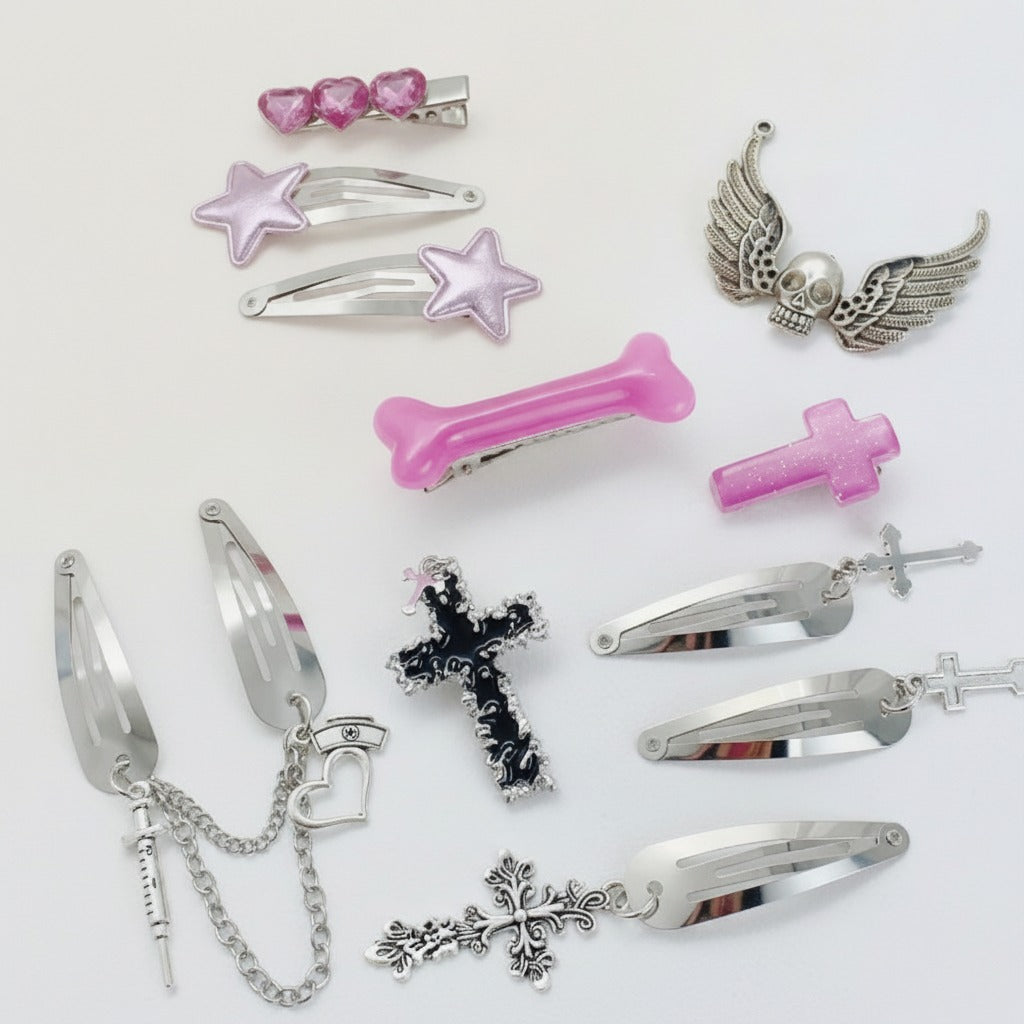 Kawaii Goth Hair Clip Set – hair accessories (view 1)