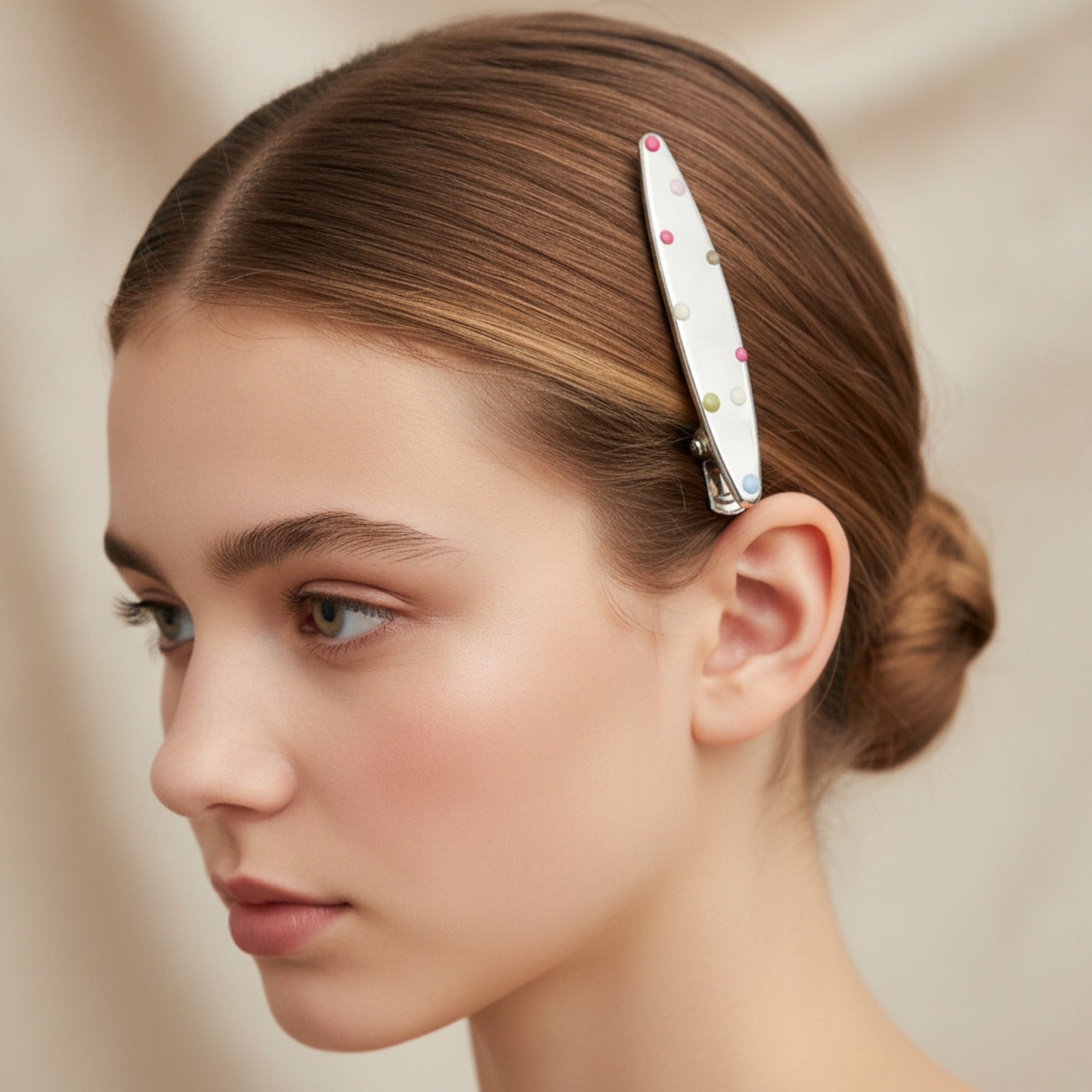 Colorful Beaded Metal Oval Hair Clip – hair accessories (view 3)