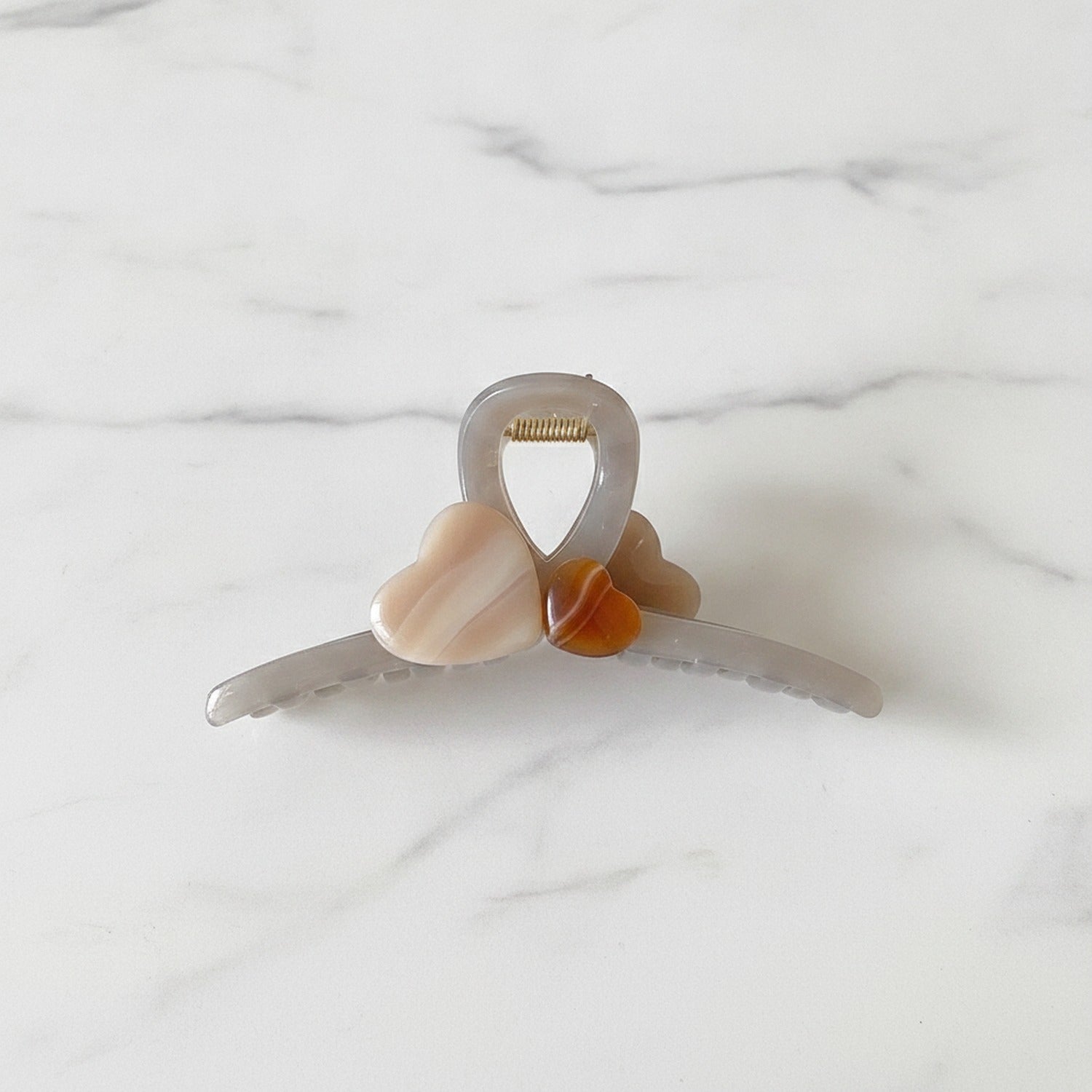 Translucent Pearl Wing Hair Claw - Gray Heart