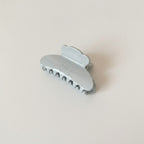 Blue Pearl Claw Hair Clip – hair accessories (view 1)