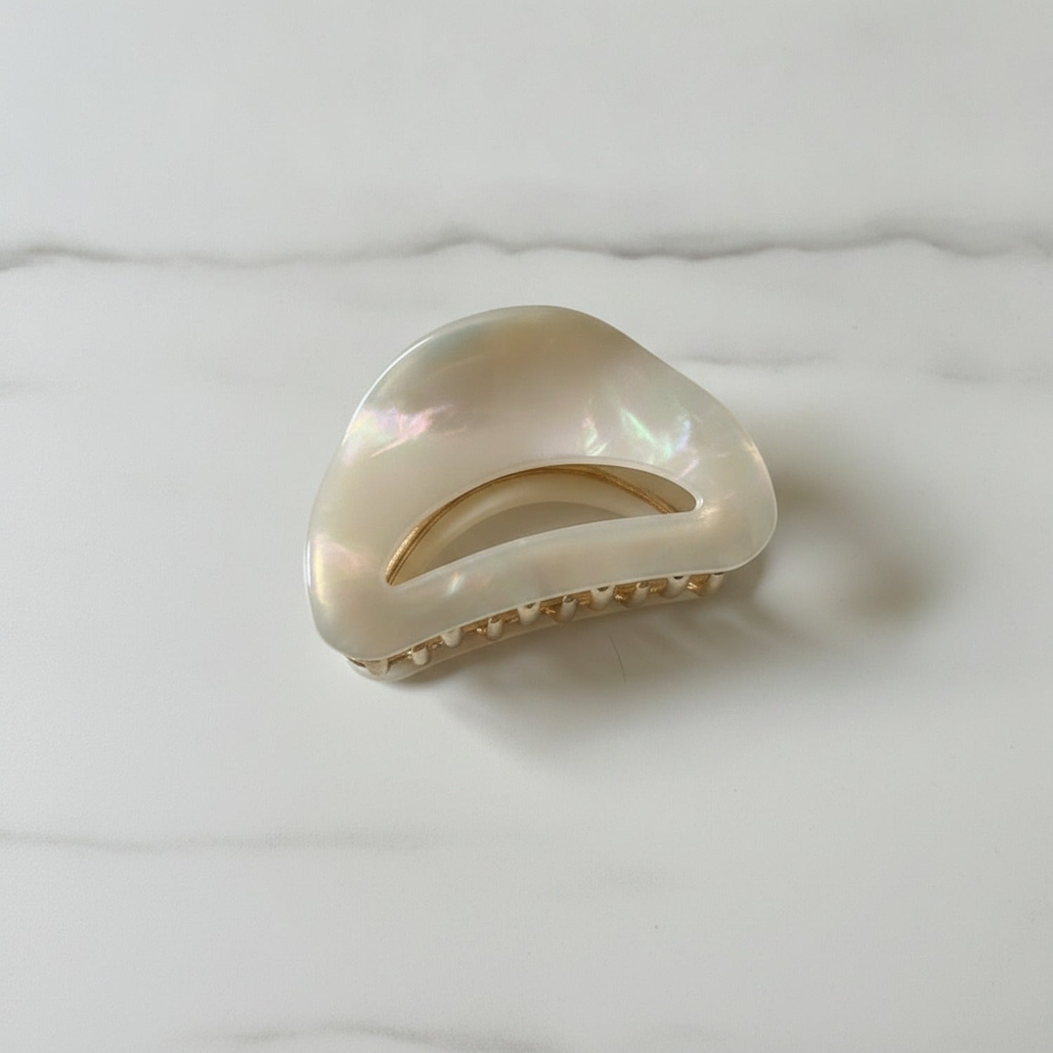 Pearl Beaded Half-Moon Hair Claw - Mermaid Pink