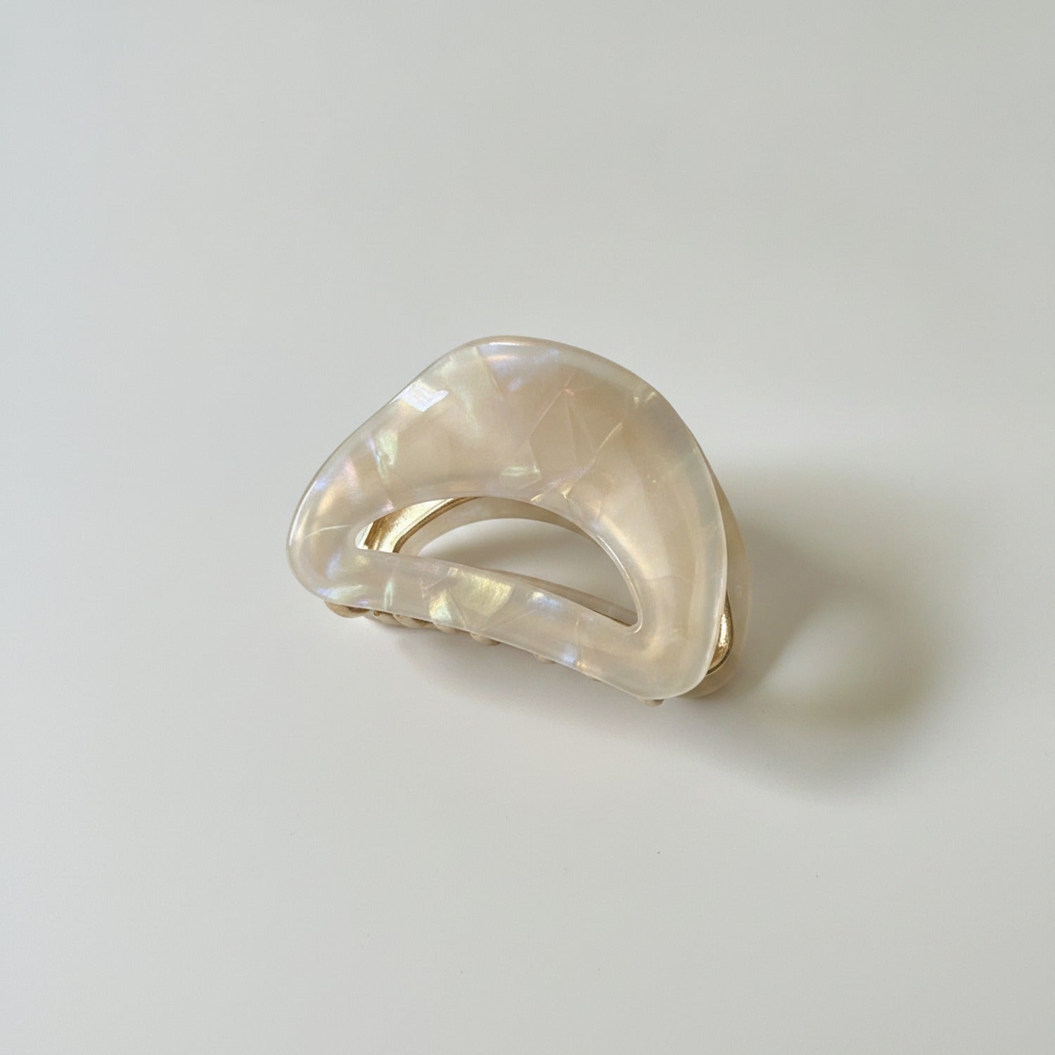 Pearl Beaded Half-Moon Hair Claw - Mermaid Pink