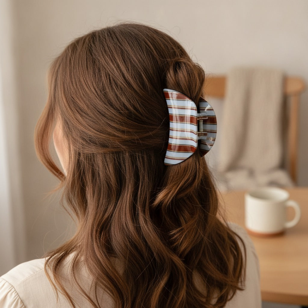 Metal Claw Hair Clip - Blue – hair accessories (view 2)