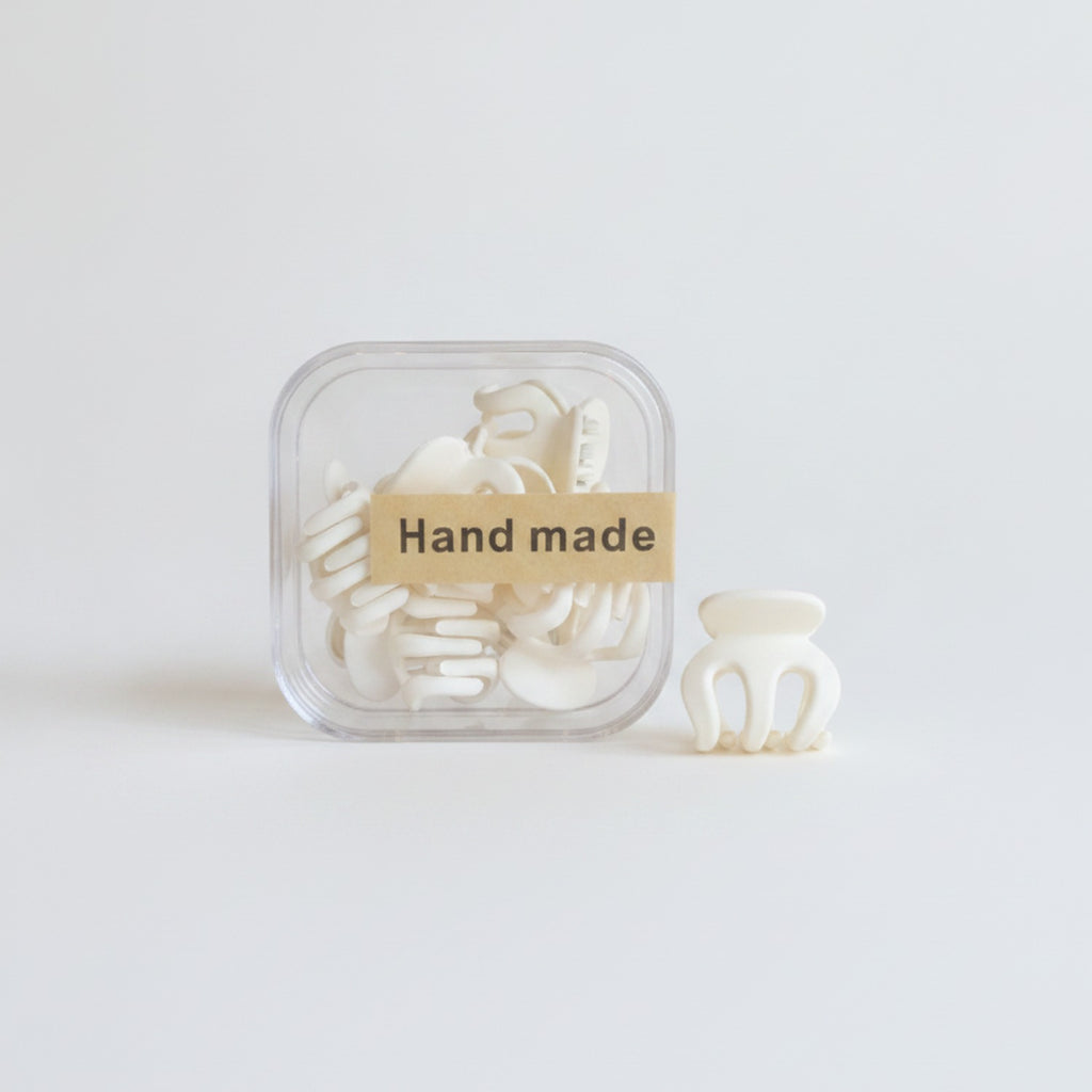 Cream Handmade Pearl Hair Clips Set – hair accessories (view 1)