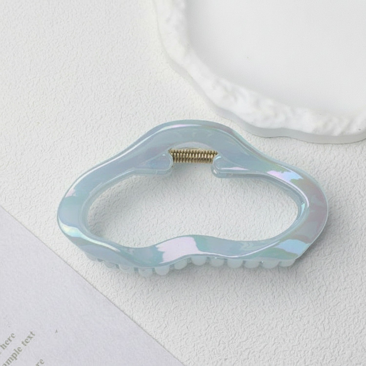 Wavy Pearl Hair Claw Clip - Electroplated Pearl Jelly Blue TCB-1087