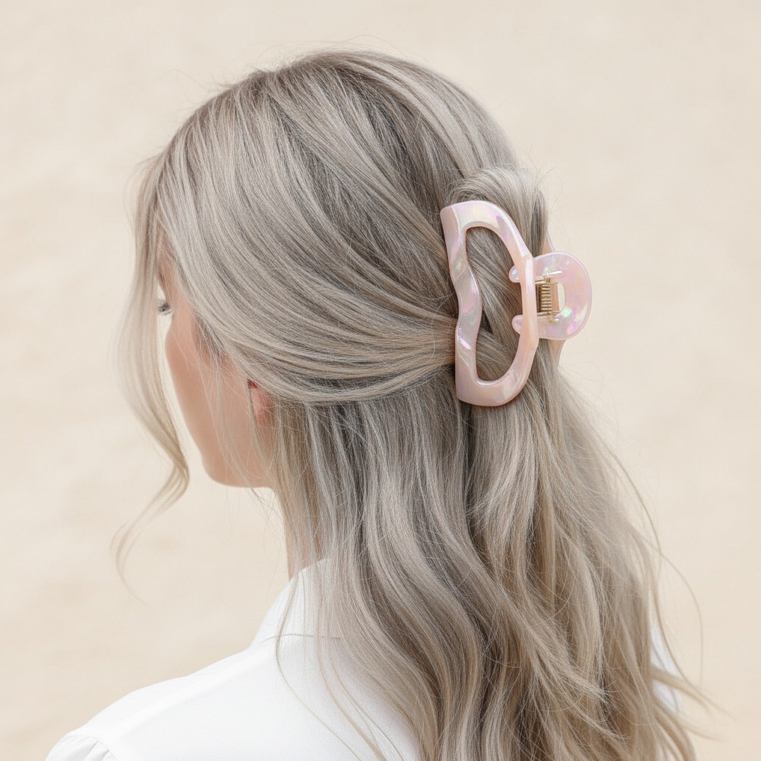 Wavy Pearl Hair Claw Clip - TCB-1087 Electroplated Pearl Jelly Pink