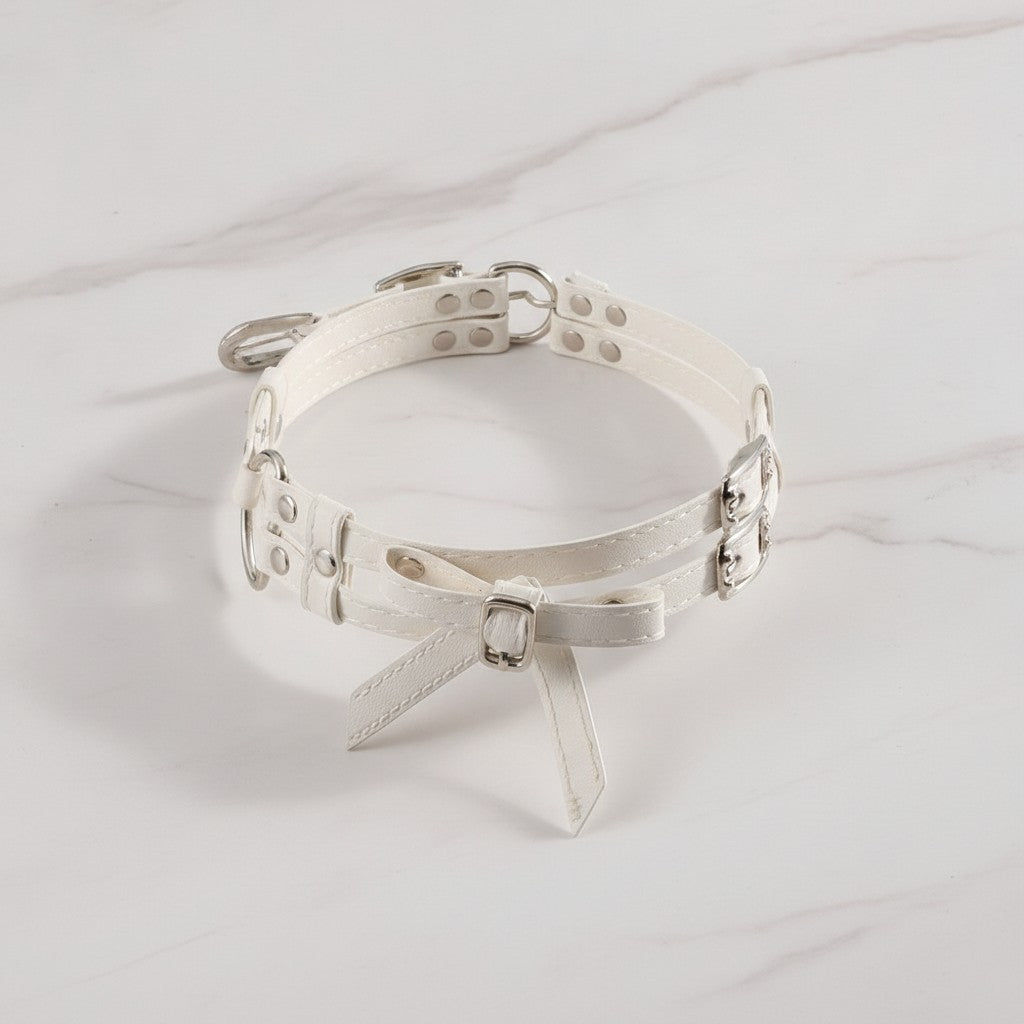 White Leather Choker Ring With Bow