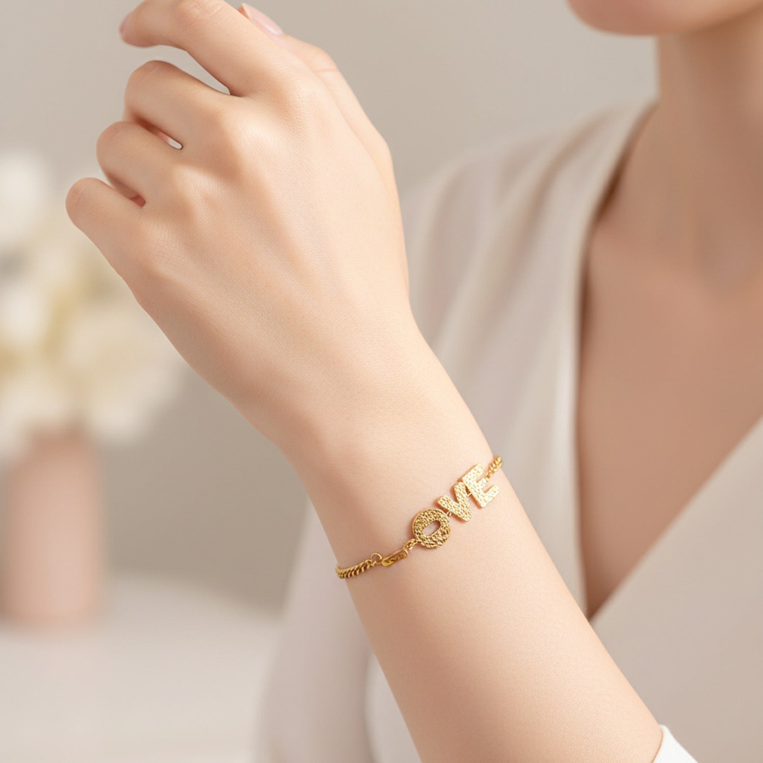 Gold Textured Geometric Charm Bracelet Chain