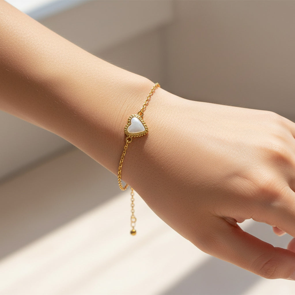 Gold Heart Shell Charm Bracelet