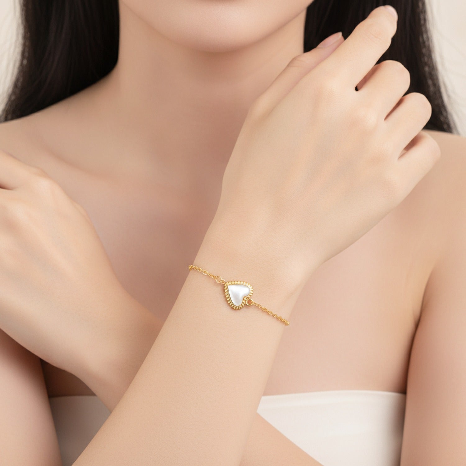 Gold Heart Shell Charm Bracelet