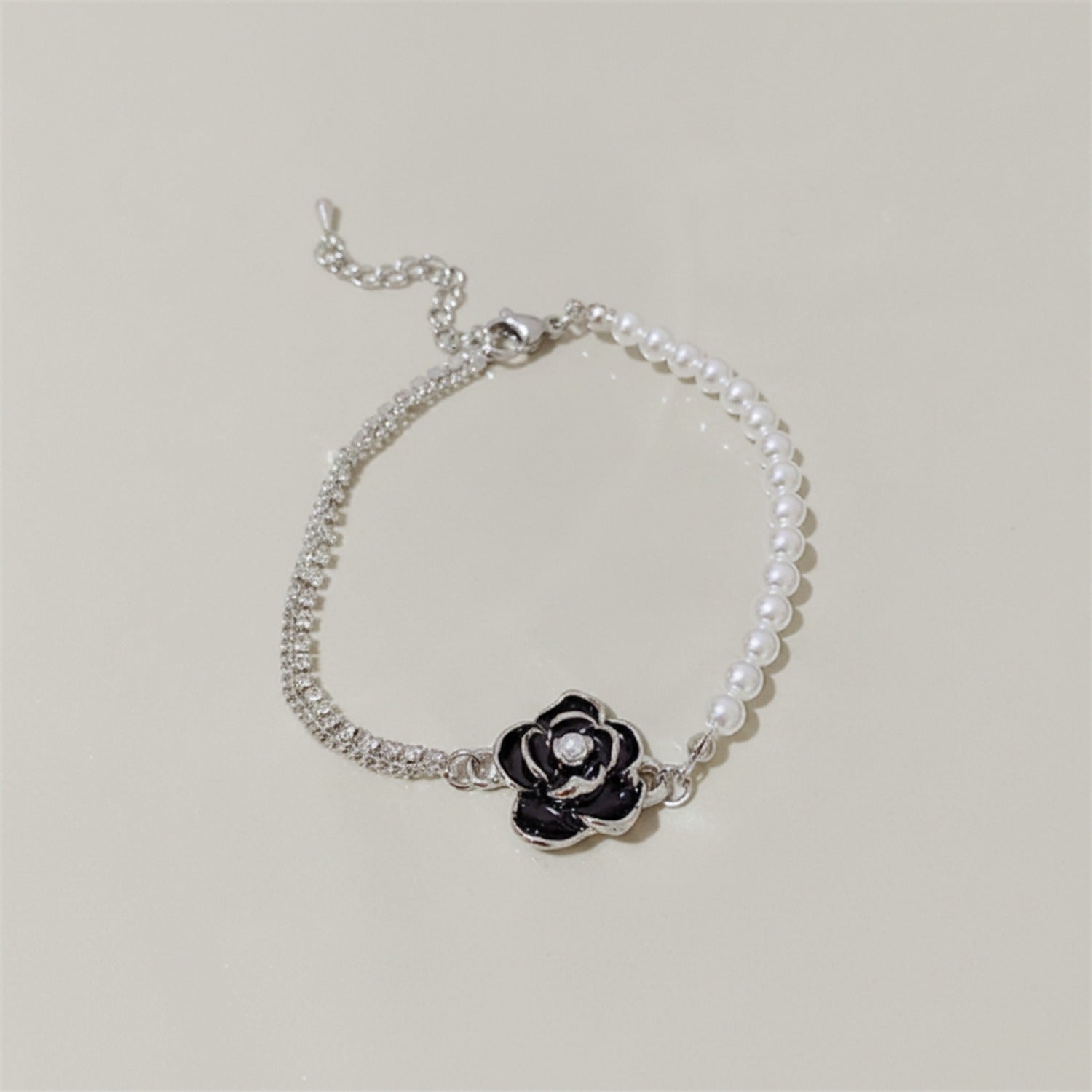 Rose Pearl Beaded Chain Bracelet - SW-S377 Black