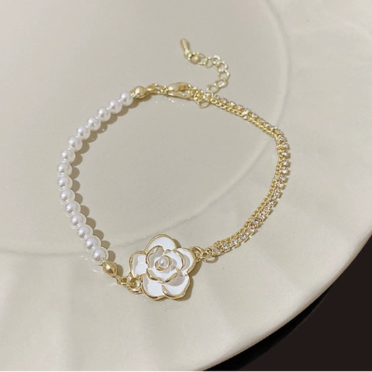 Rose Pearl Beaded Chain Bracelet - Gold SW-S377