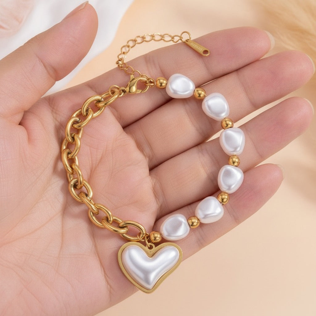 Trendy Pearl and Chunky Chain Heart Bracelet – jewelry (view 3)