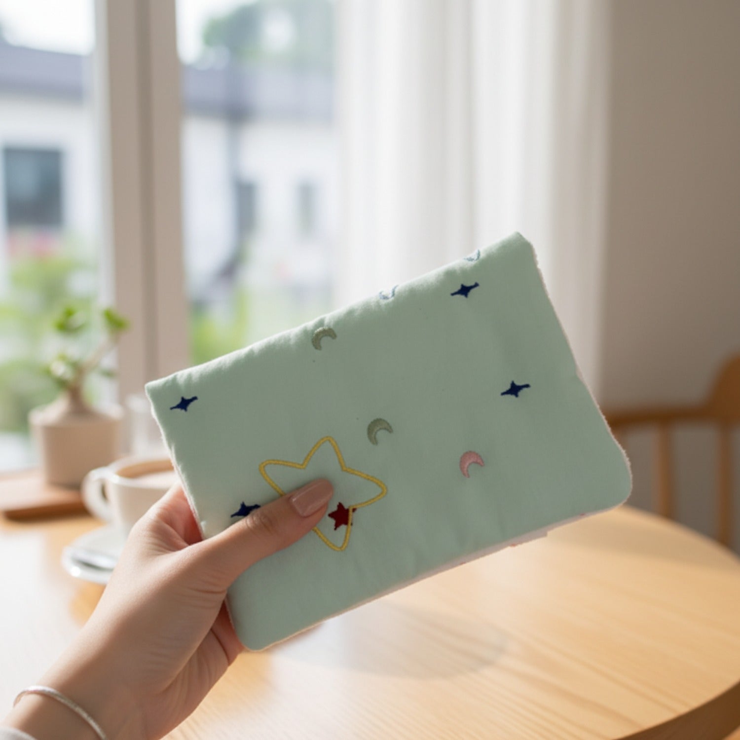 Mint Star Moon Embroidered Card Holder Wallet