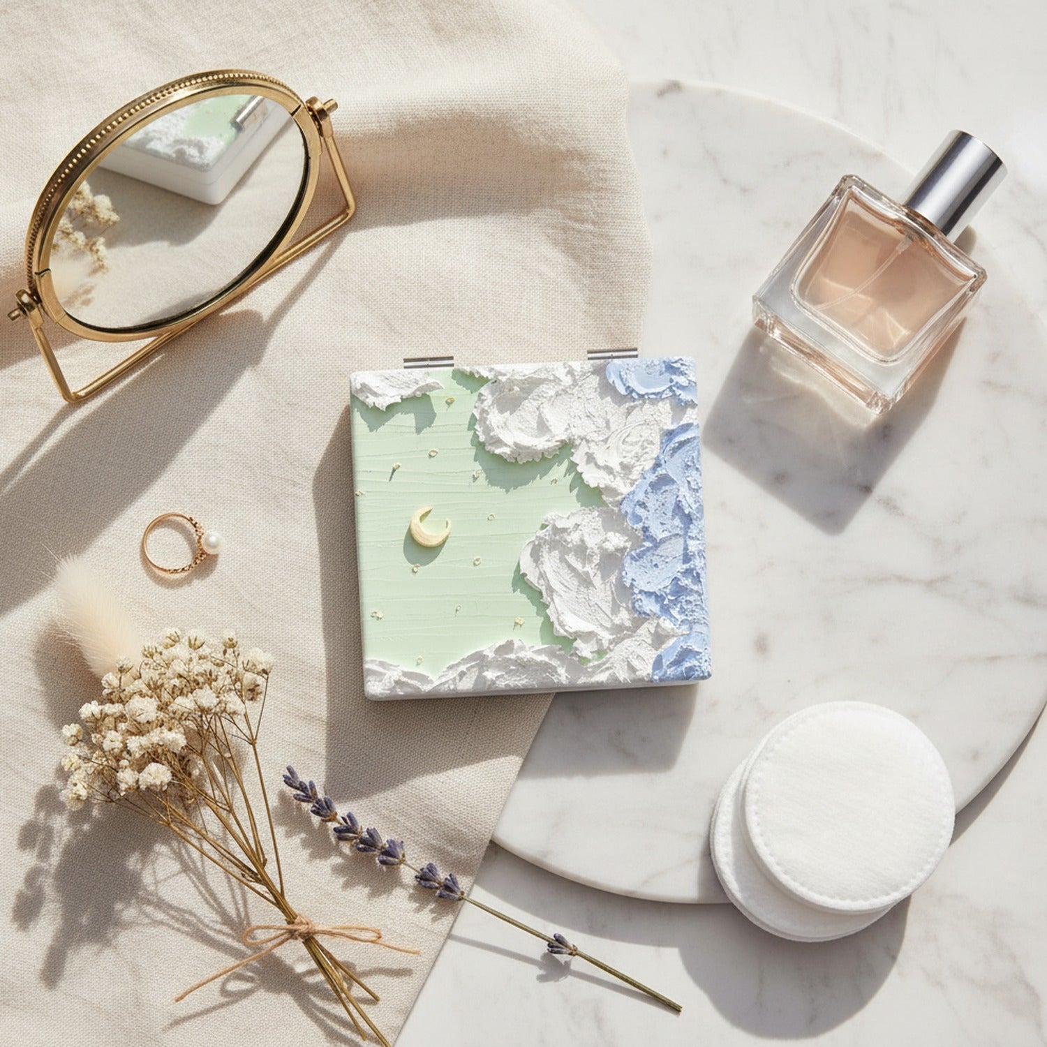 Seashell Vibes Compact Mirror - Coastal Cute – Korean beauty tool (view 2)