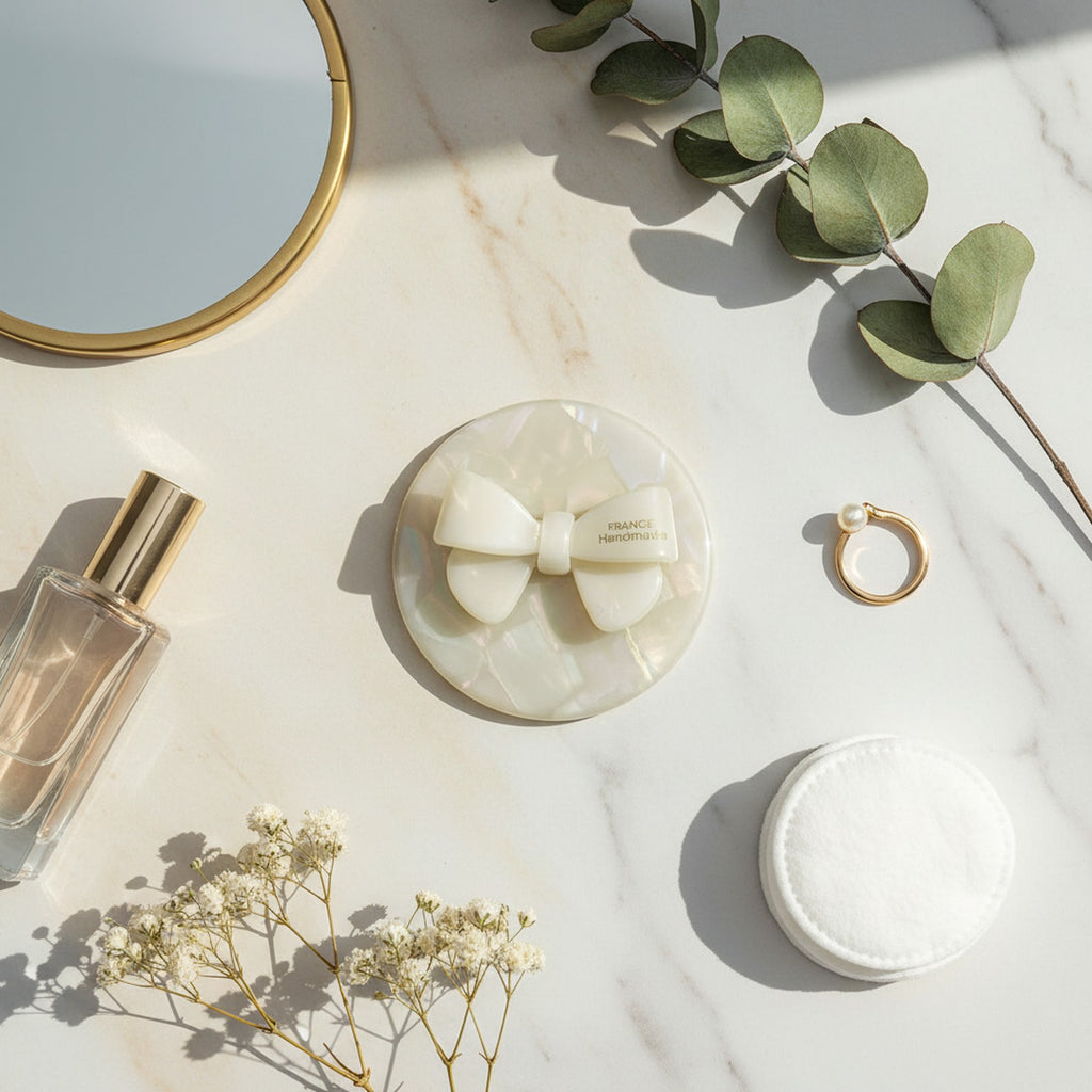 Cream Bow Compact Mirror - Handmade France – Korean beauty tool (view 2)