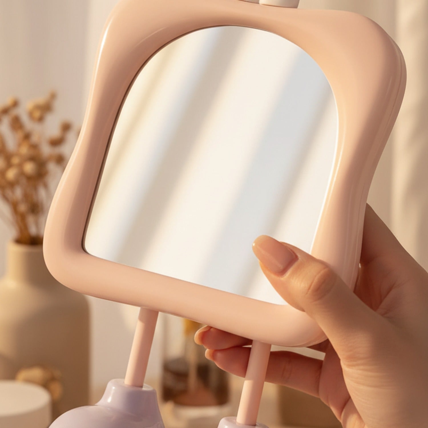 Cute Chicken Mirror Compact With Stand – Korean beauty tool (view 3)