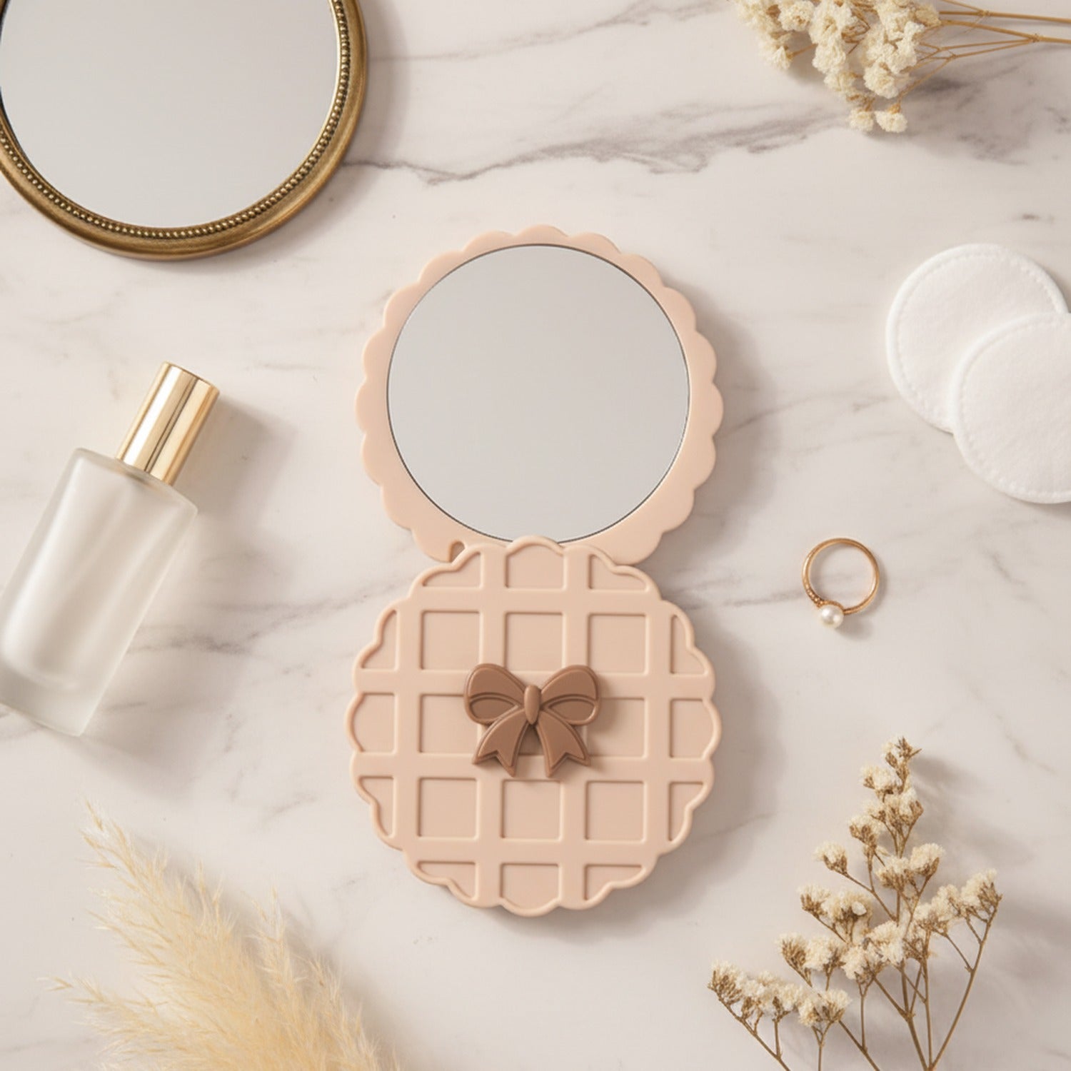 Quilted Peach Compact Mirror With Bow Charm – Korean beauty tool (view 2)