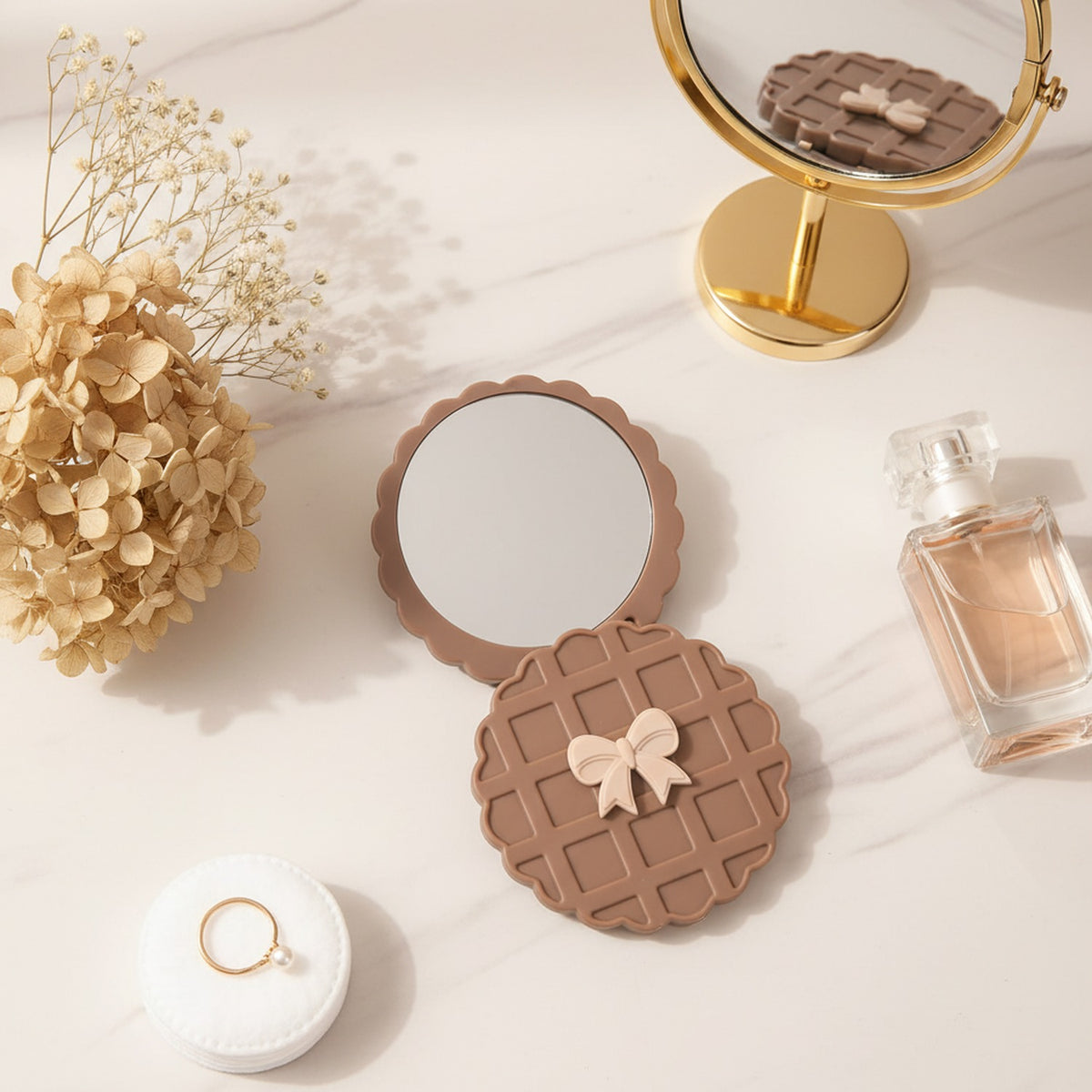 Chocolate Waffle Compact Mirror With Bow – Korean beauty tool (view 2)