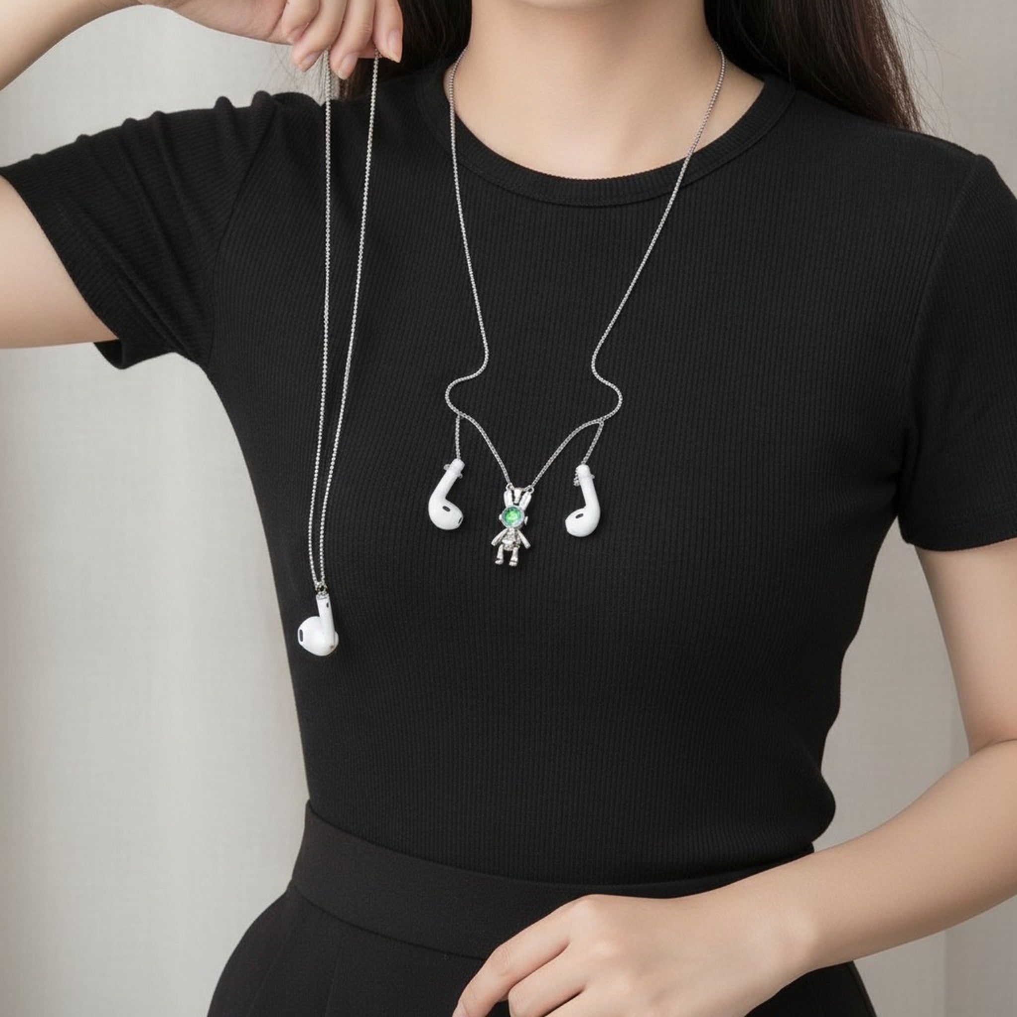 Rabbit Earbud Anti-Loss Necklace – novelty & toys (view 3)