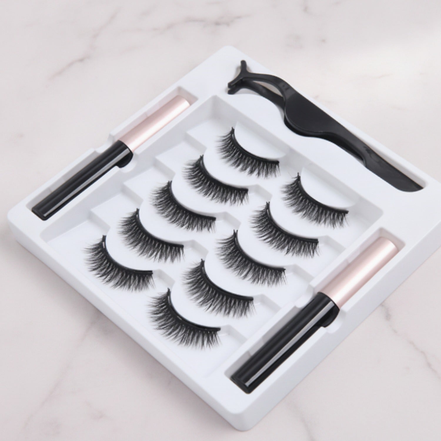 Big Eyes Magnetic Eyelash Kit With Applicator