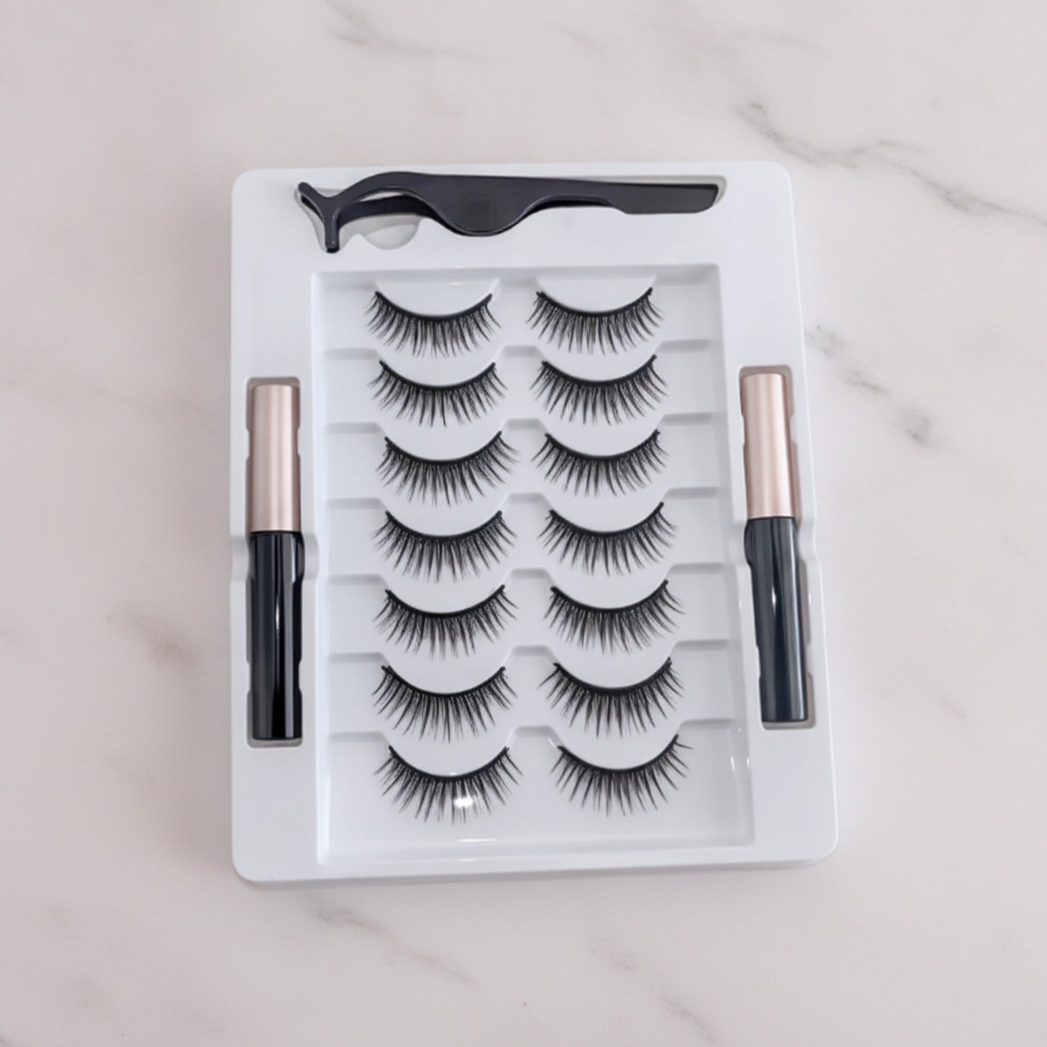 Magnetic Eyelash Set With Eyeliner Applicator