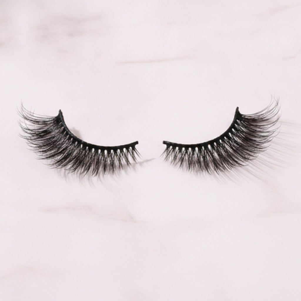 5D Natural Black Handmade Soft Eyelashes – Korean beauty tool (view 2)