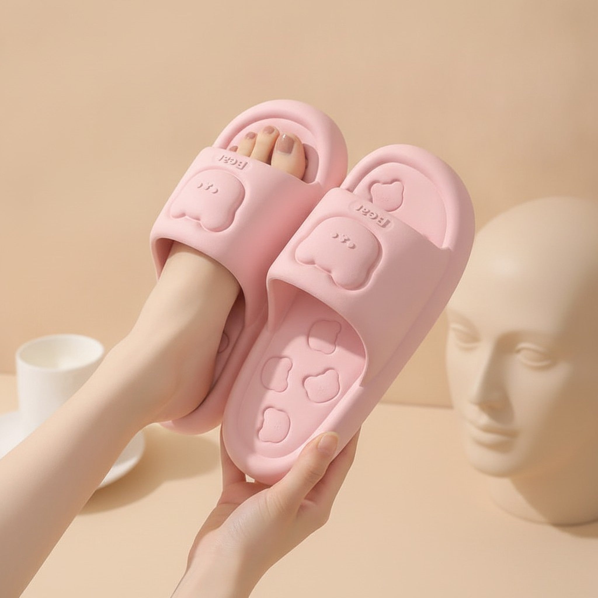 Soft & Elastic Pink Anti-Odor Bear Slippers