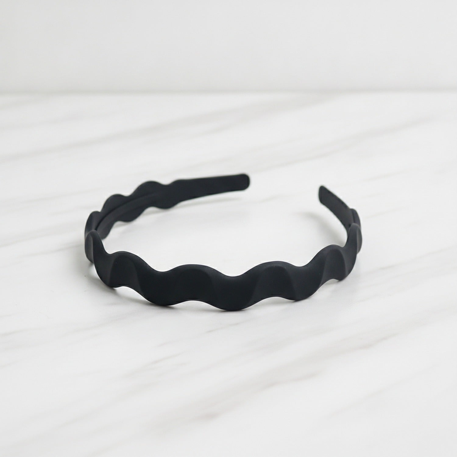 Twisted Wavy Padded Headband - Curved Headband Black