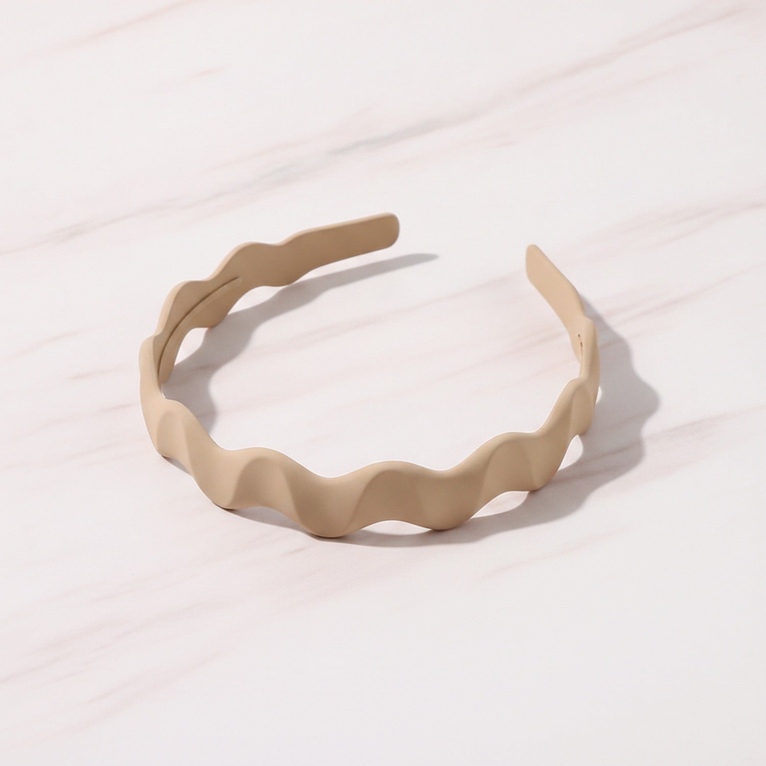 Twisted Wavy Padded Headband - Curved Hair Clip Khaki