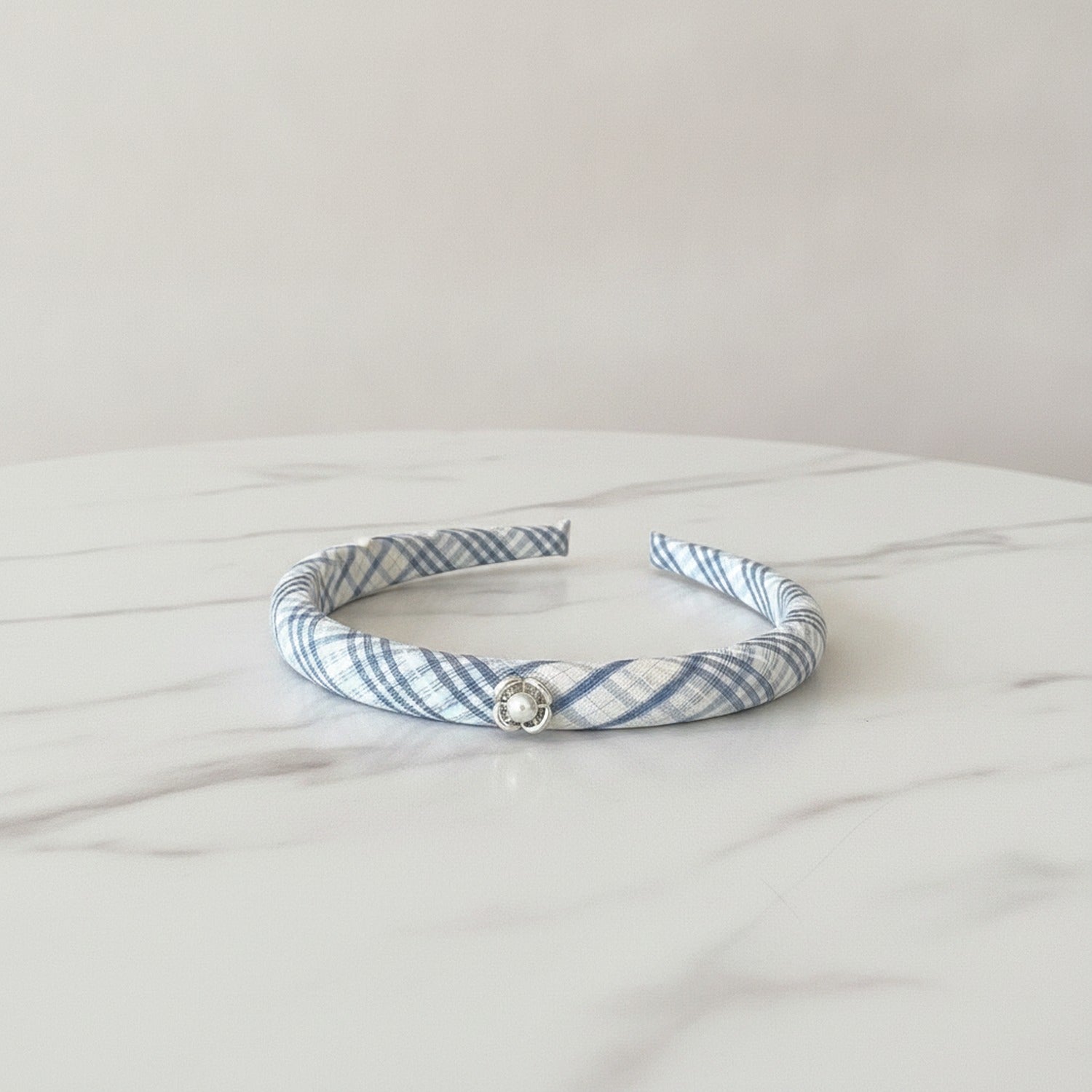 Twisted Striped Pearl Headband White Navy