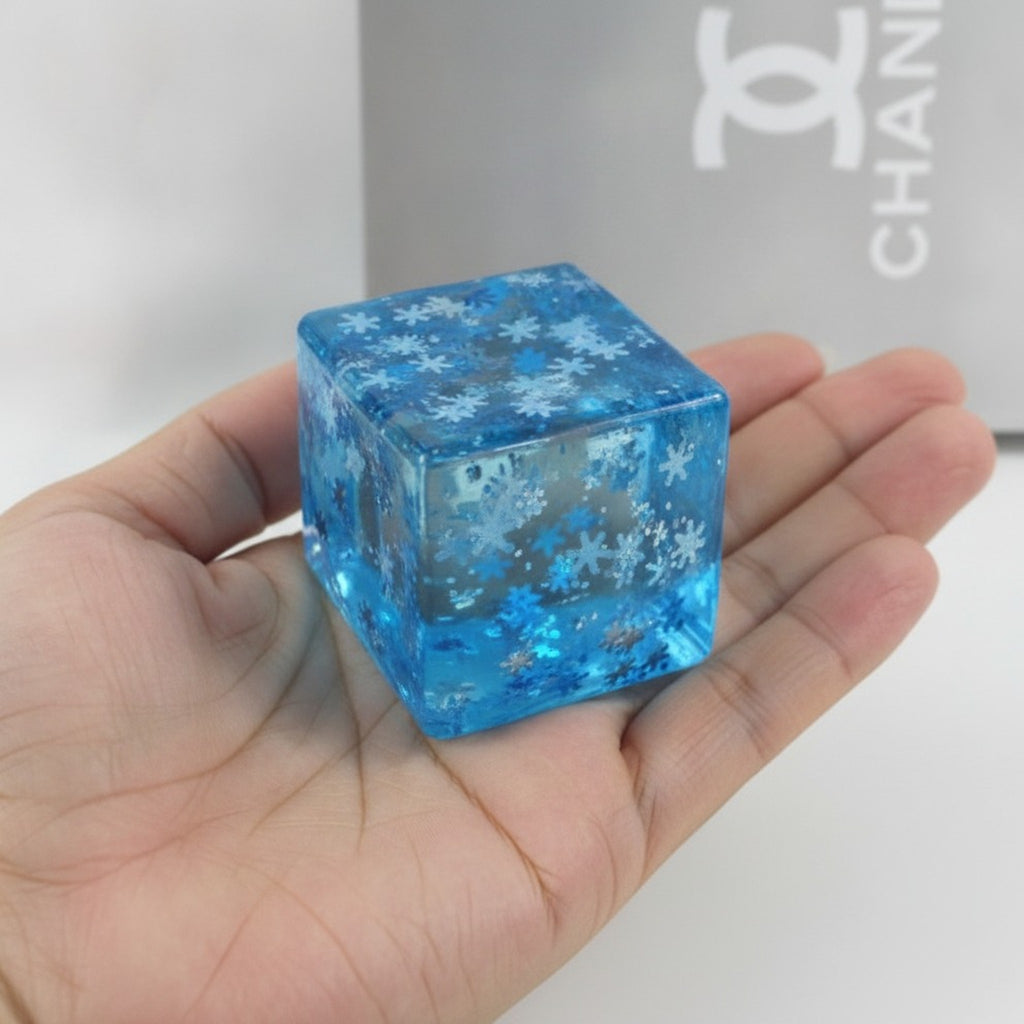 Glitter Snowflake Cube Stress Squeeze Ball – novelty & toys (view 3)
