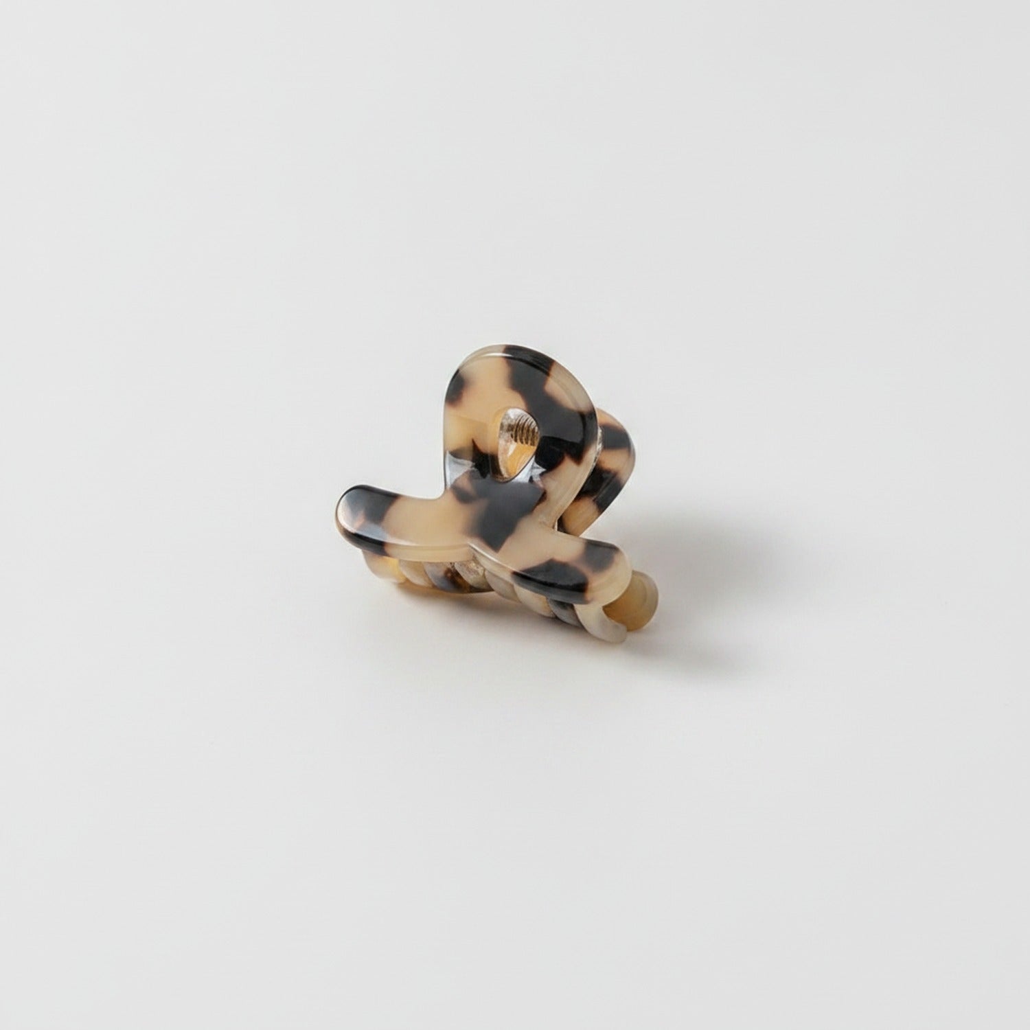 Translucent Jade Flower Hair Claw Clip - Tortoiseshell 3cm