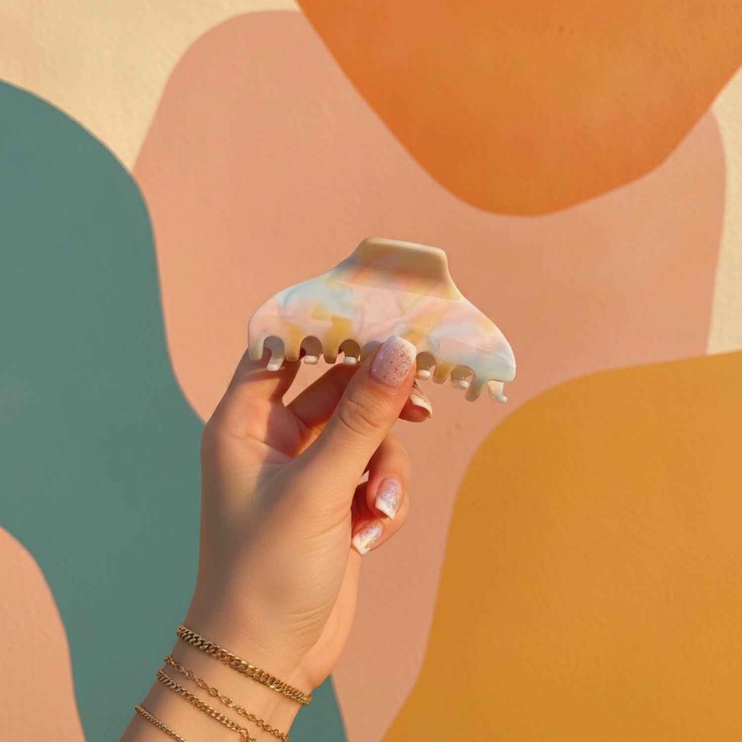 Iridescent Pearl Hair Claw Clip