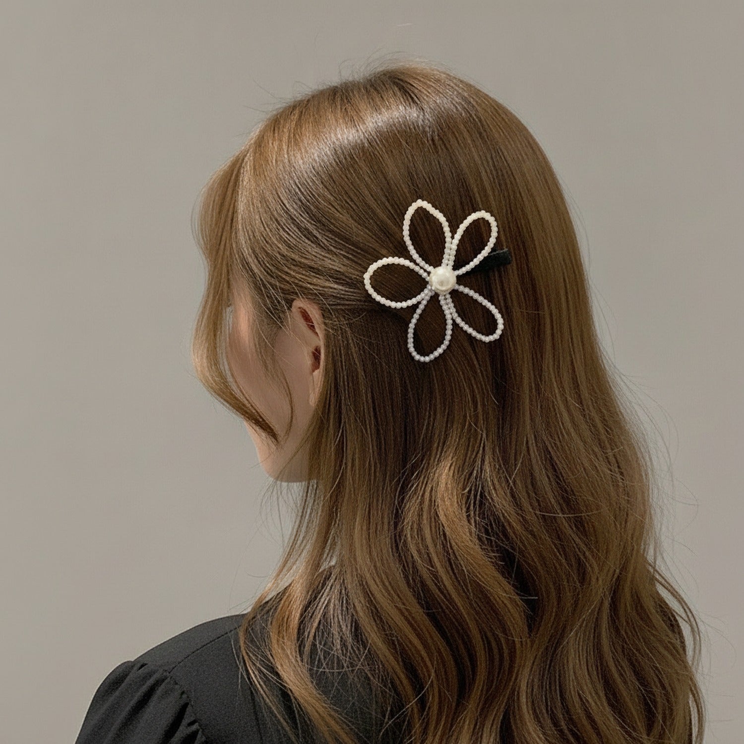 Pearl Beaded Bow Hair Clip Black